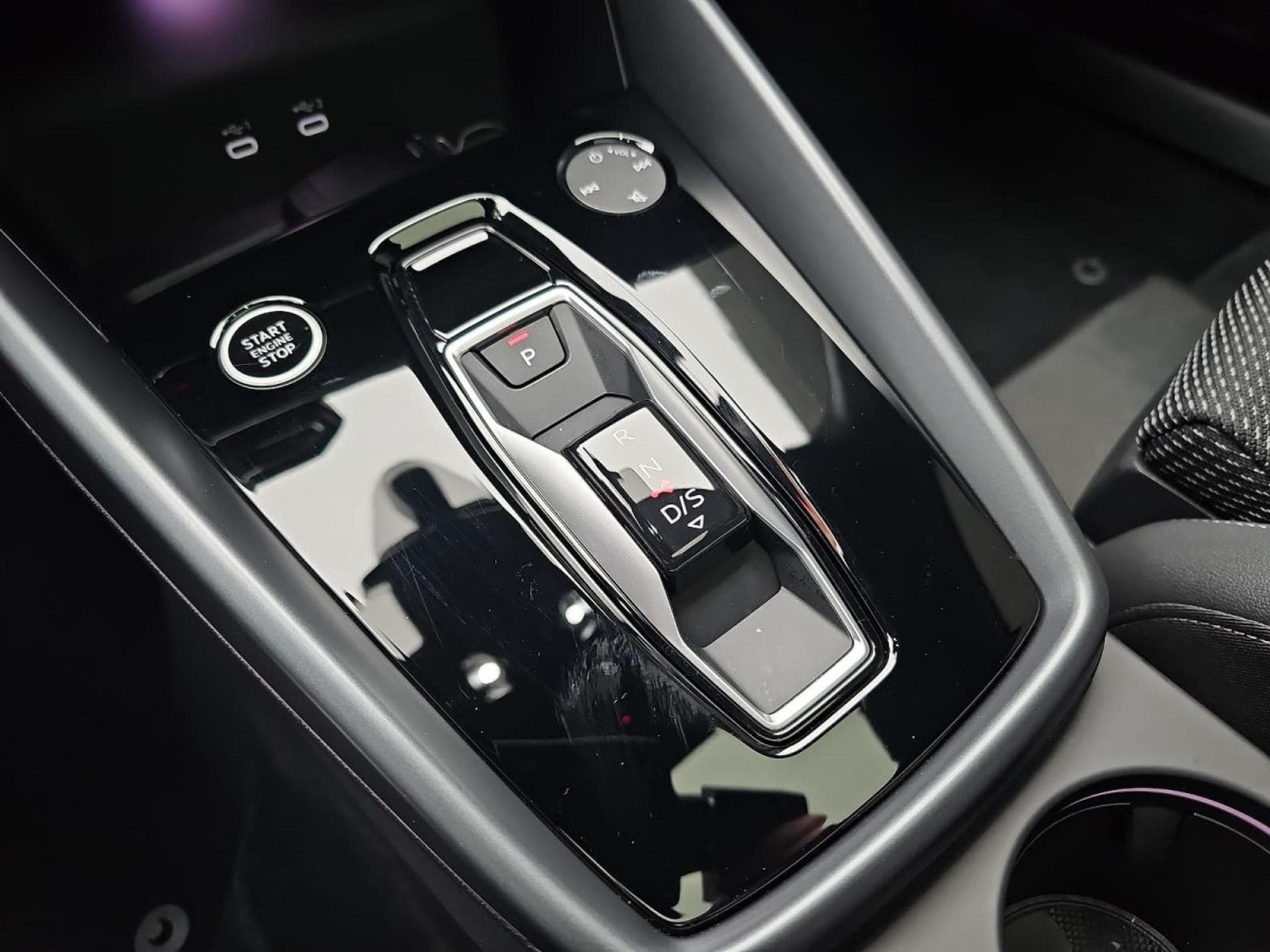 Audi A3 35 TFSi 150 Sportback S-tronic (2025) - Photo 12