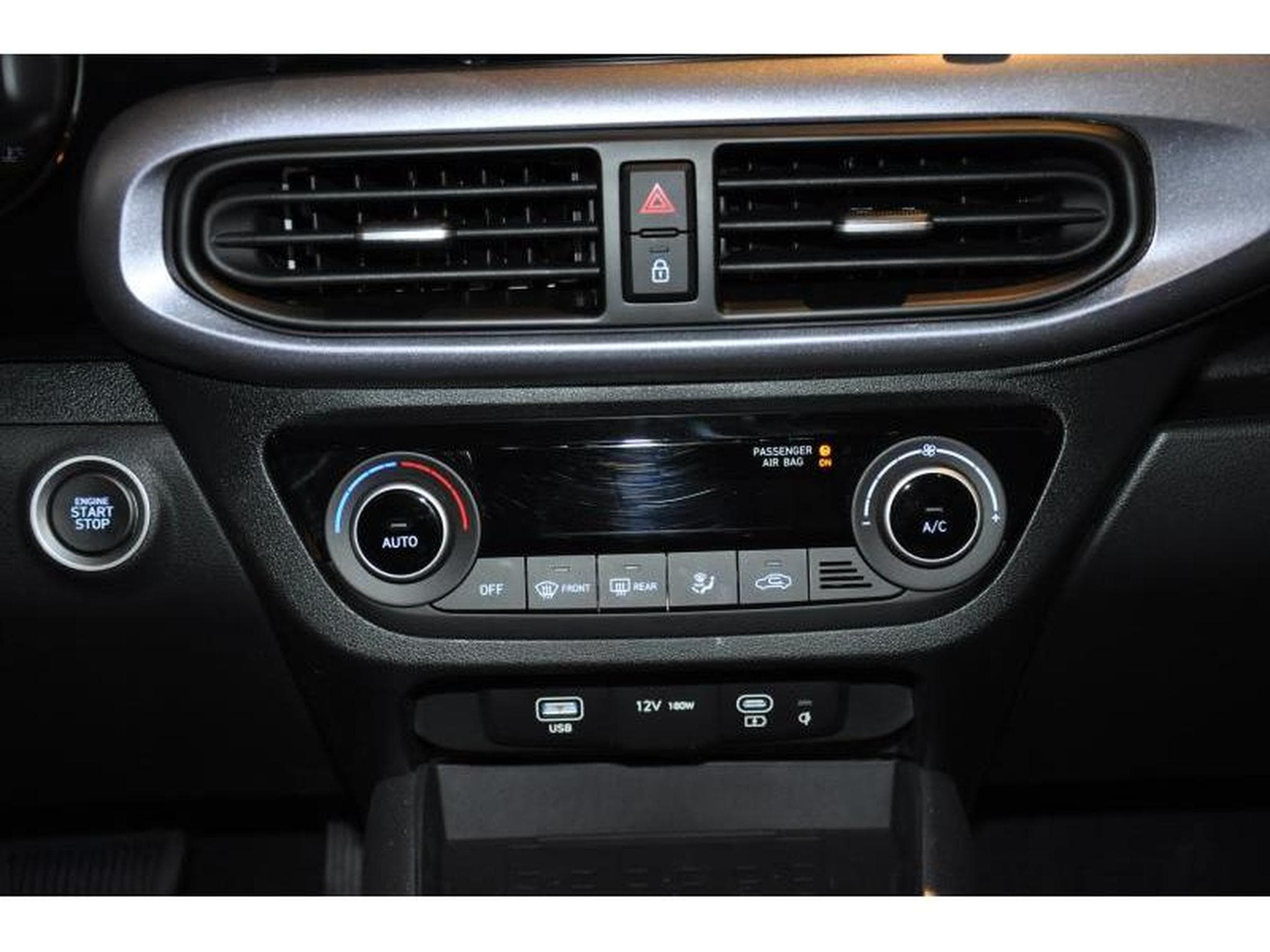 Hyundai i10 SKY 63 AUTO 5 (2026) - Photo 18