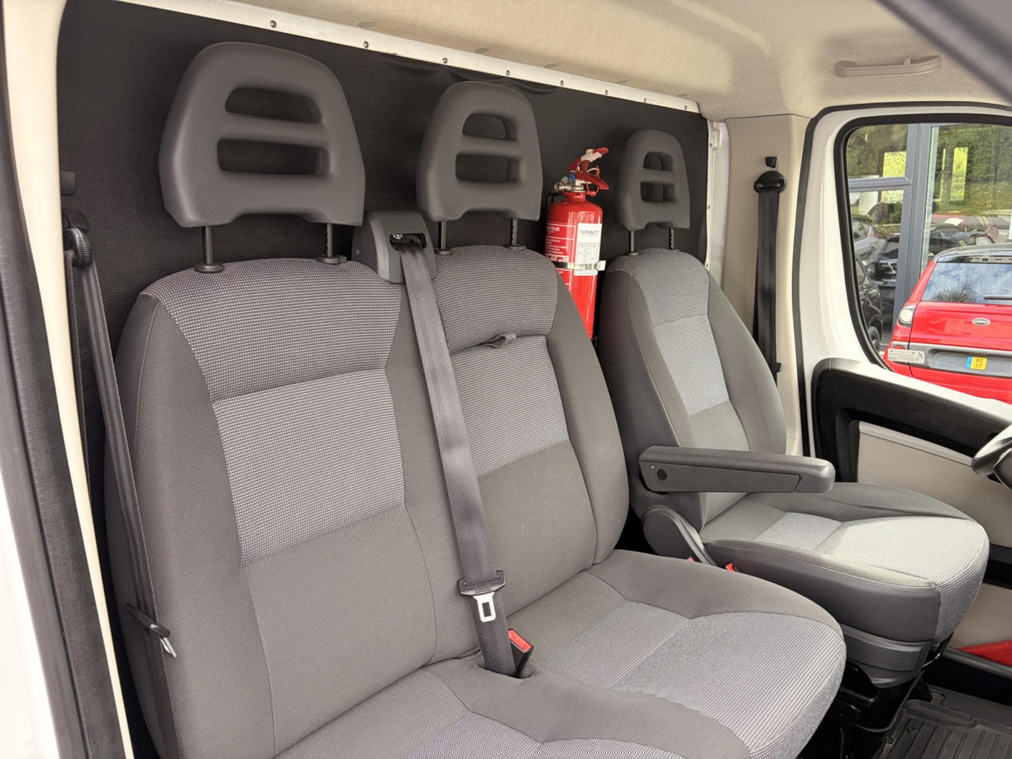 Peugeot Boxer EQUI-Treck Sonic 2 chevaux sellerie 3 places (2012) - Photo 12