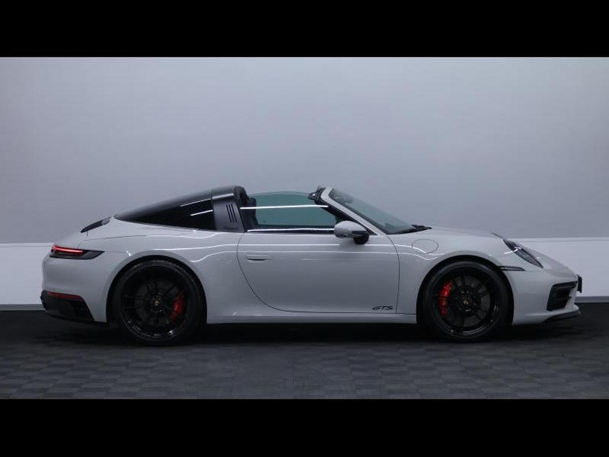 Porsche 911 Targa 4 GTS PDK (2024) - Foto 6