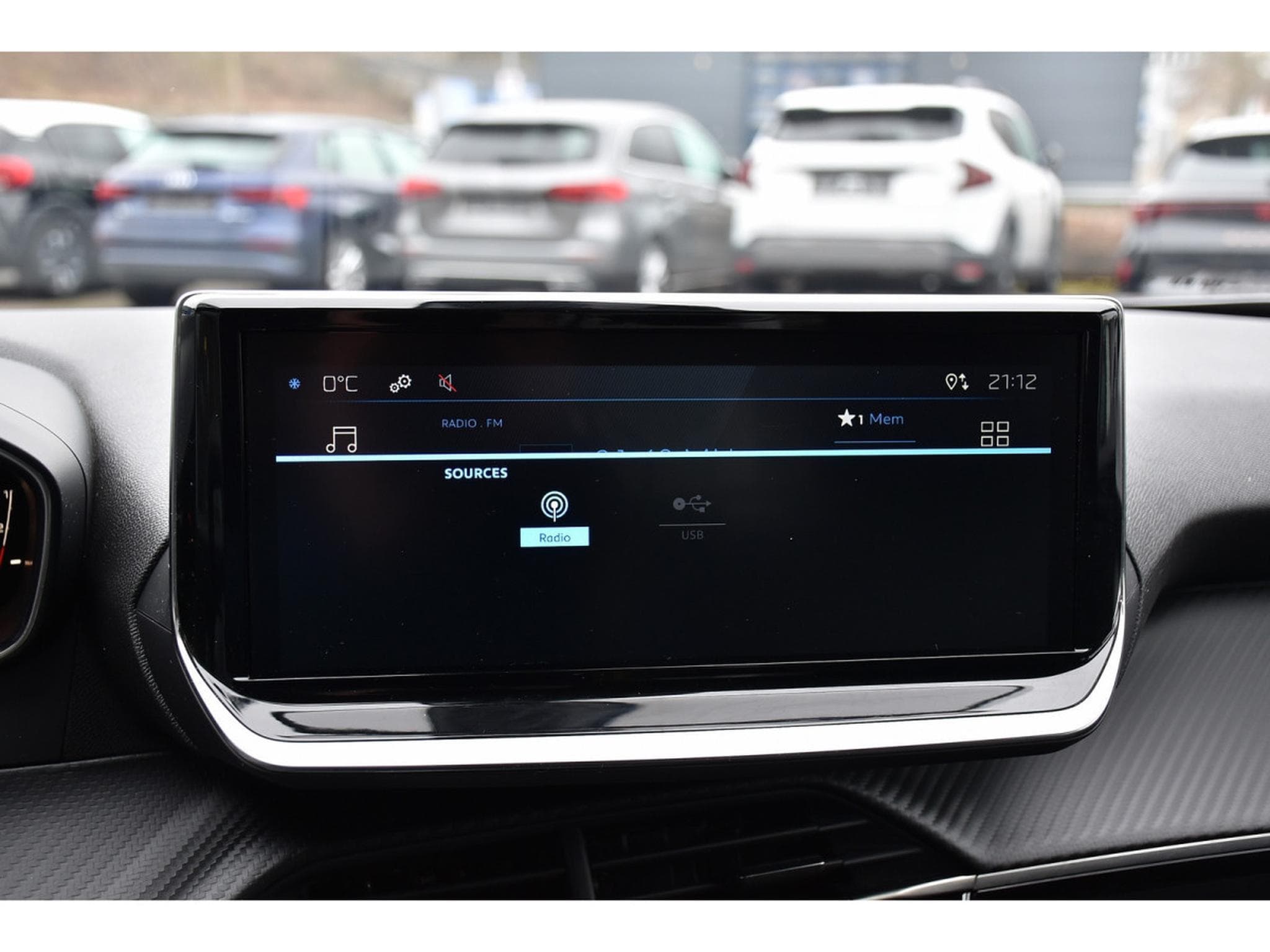 Peugeot 2008 1.2 PureTech Style REGUL SMARTPHONE LANE PDC 1° MAIN (2025) - Foto 11