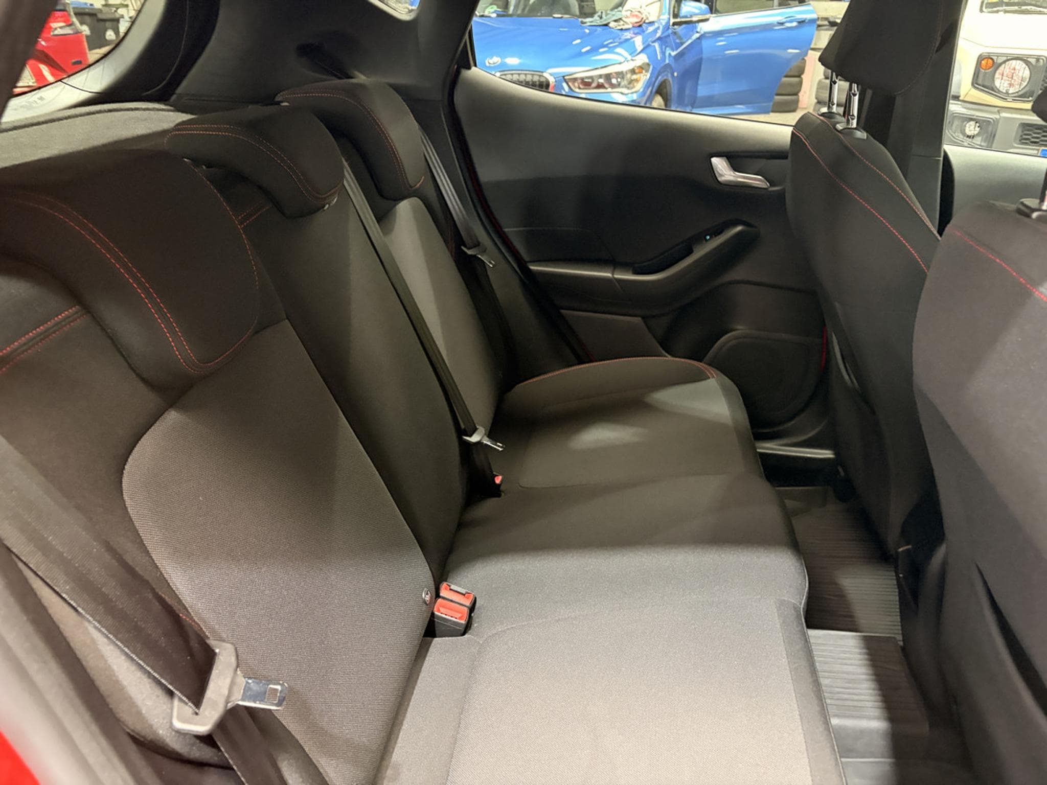 Ford Fiesta 1.0 MHEV ST Line (2022) - Photo 12