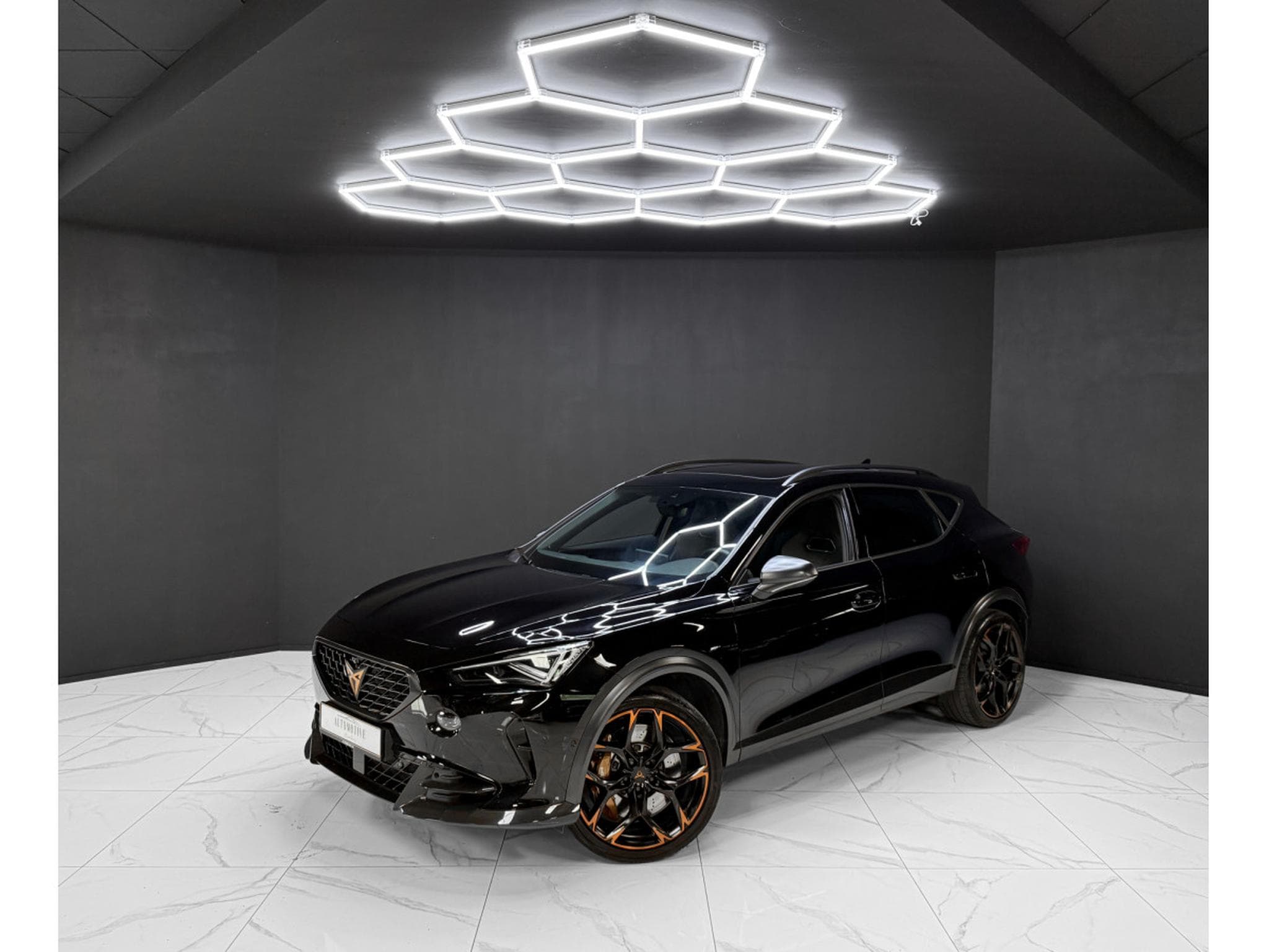 Cupra Formentor 2.5 TSI DSG 4Drive Cupra / MATRIX / PANO / 360° (2024) - Photo 1