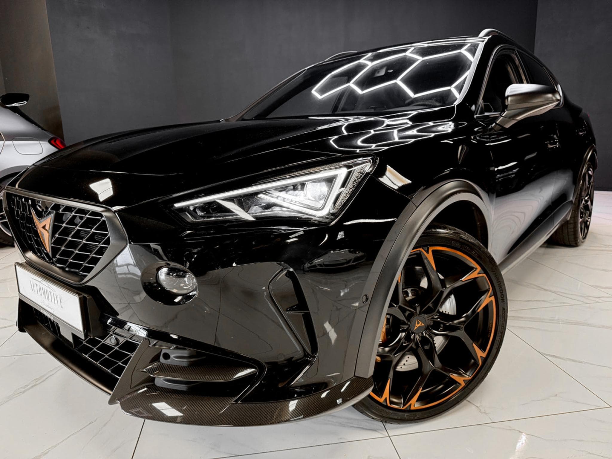 Cupra Formentor 2.5 TSI DSG 4Drive Cupra / MATRIX / PANO / 360° (2024) - Photo 15