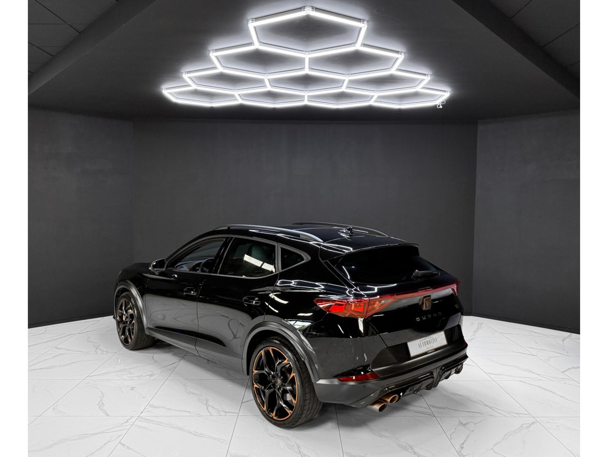 Cupra Formentor 2.5 TSI DSG 4Drive Cupra / MATRIX / PANO / 360° (2024) - Photo 3
