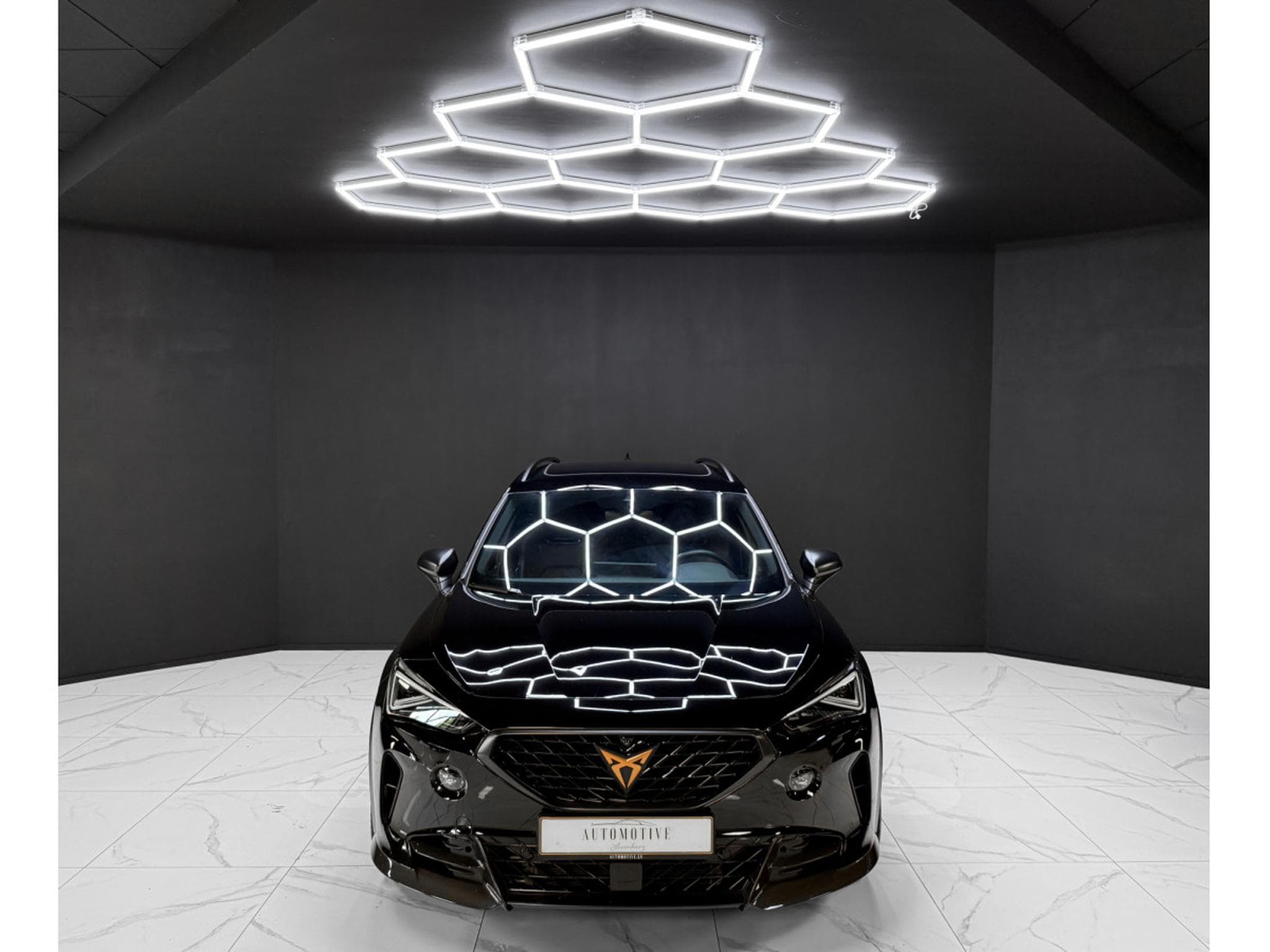 Cupra Formentor 2.5 TSI DSG 4Drive Cupra / MATRIX / PANO / 360° (2024) - Photo 8