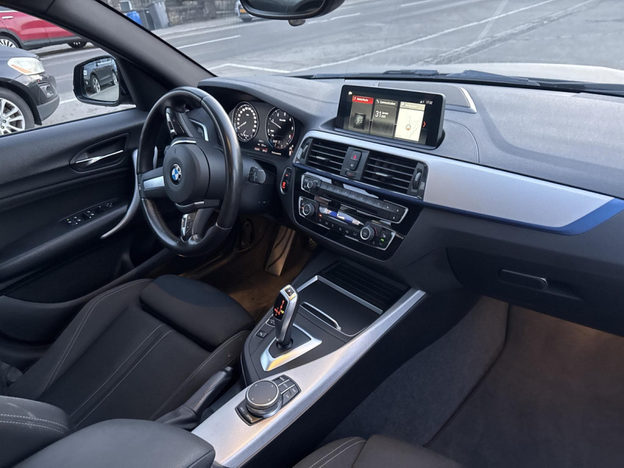 BMW 118 DA 150 PACK M AUTO (2019) - Photo 10