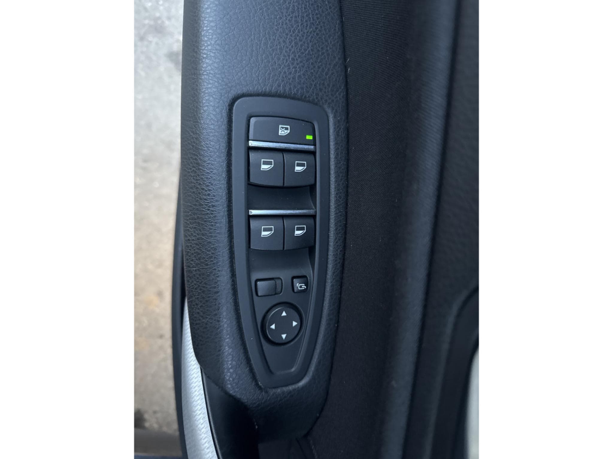 BMW 118 DA 150 PACK M AUTO (2019) - Photo 11