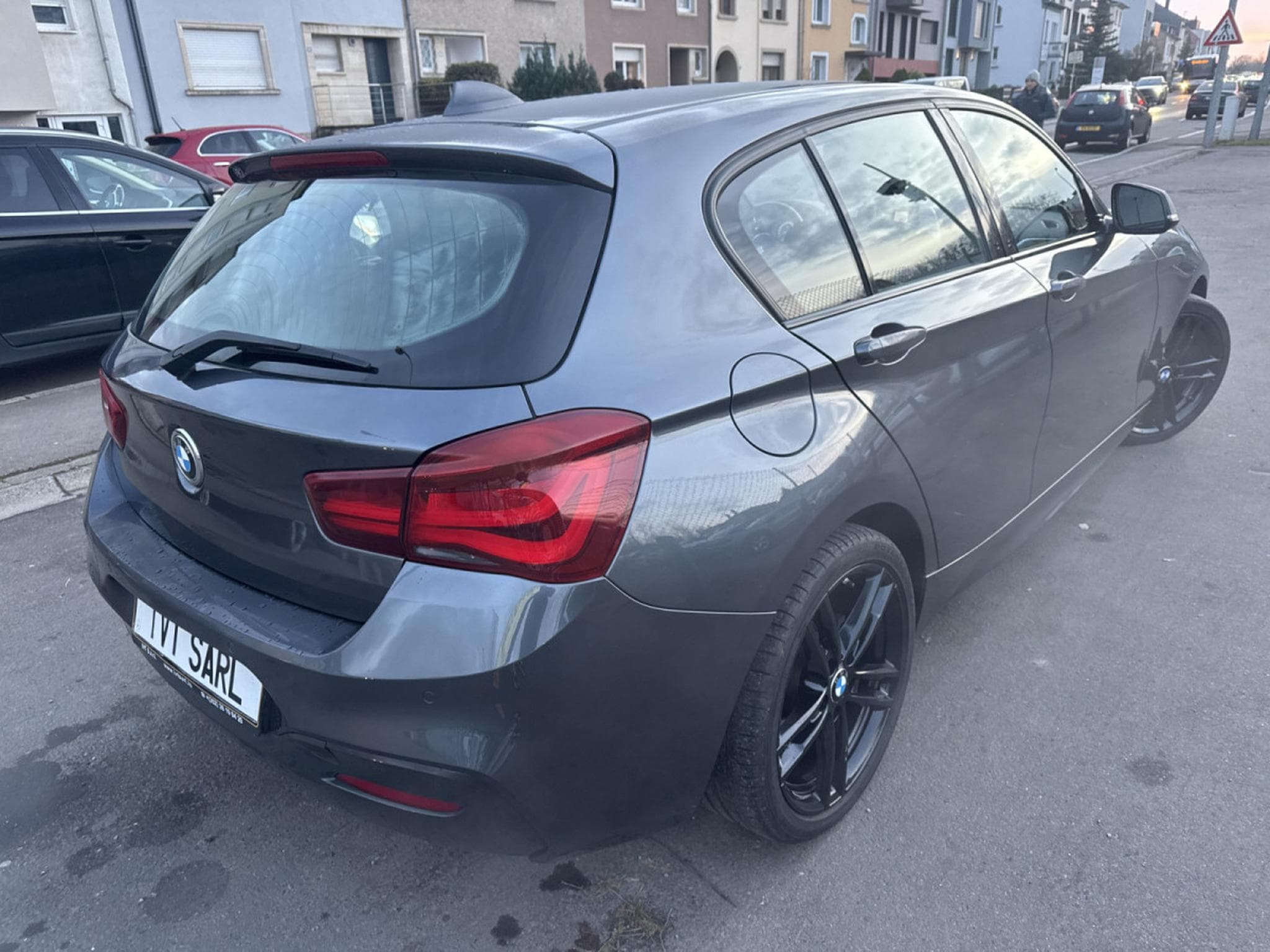 BMW 118 DA 150 PACK M AUTO (2019) - Photo 7