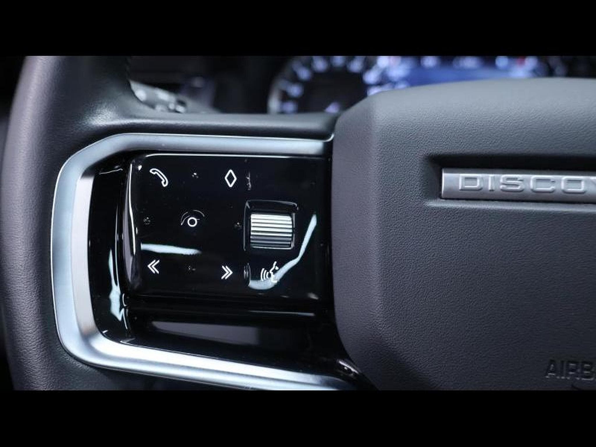 Land-Rover Discovery Sport D165 S Auto (2023) - Photo 17