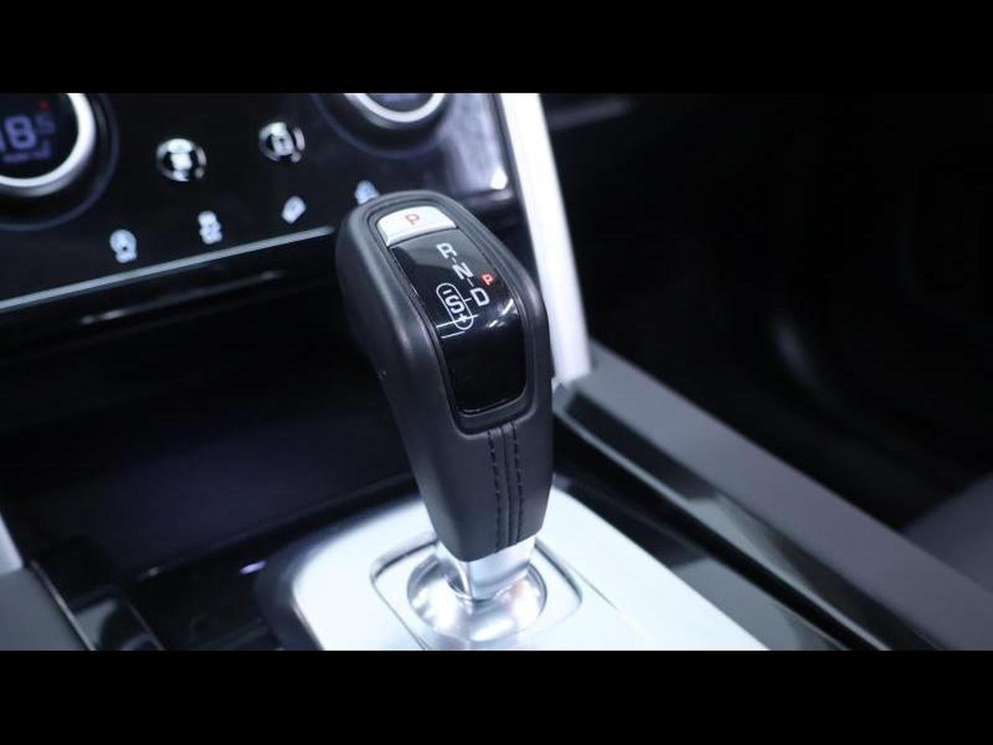 Land-Rover Discovery Sport D165 S Auto (2023) - Photo 19