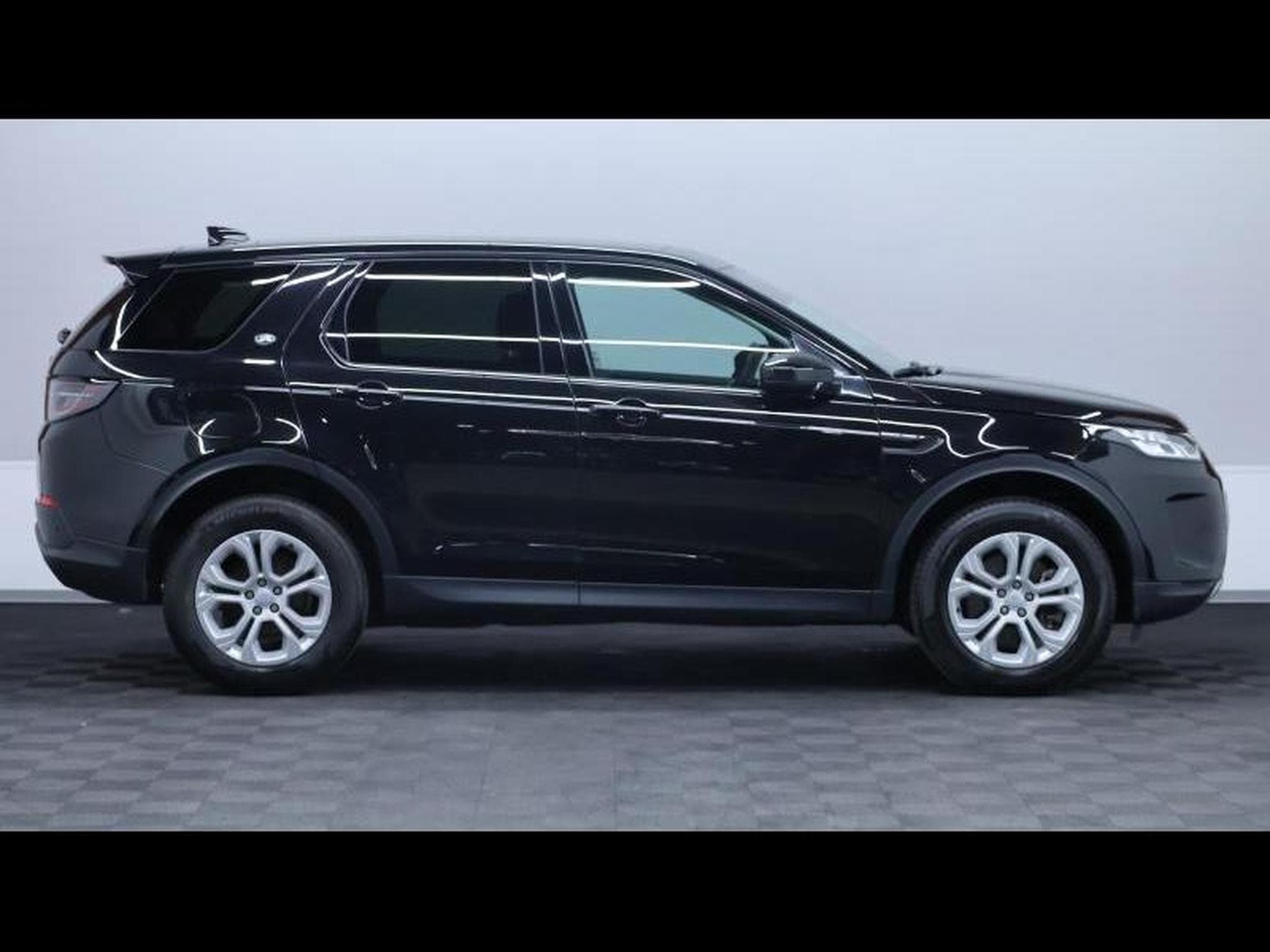 Land-Rover Discovery Sport D165 S Auto (2023) - Photo 4