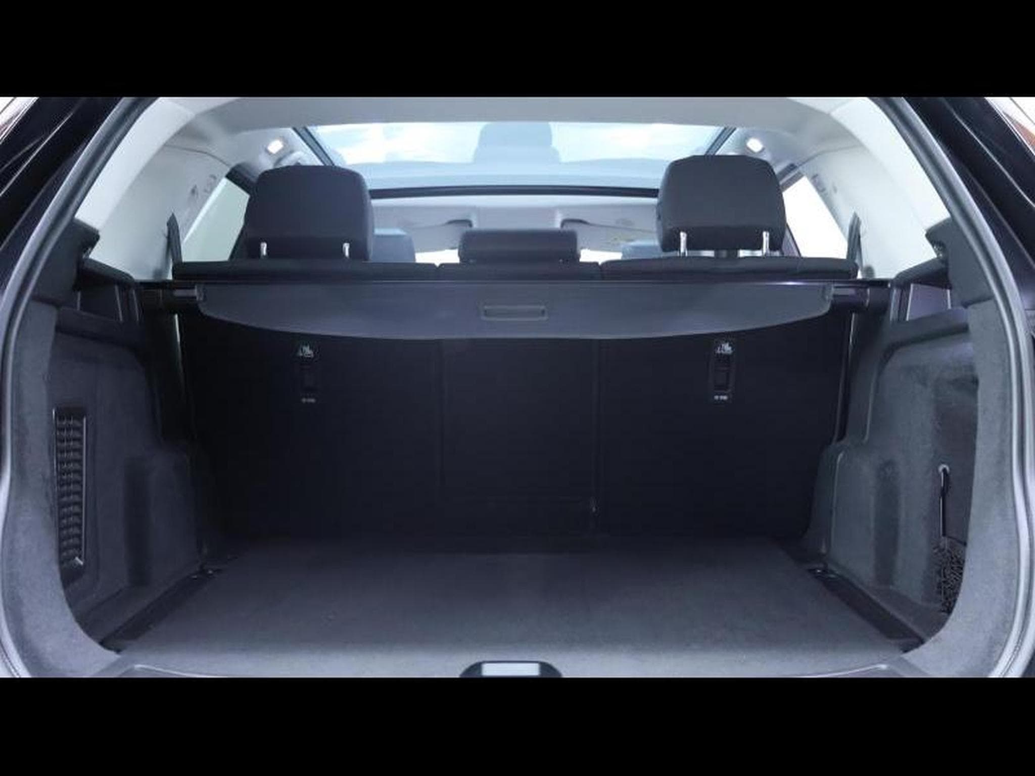 Land-Rover Discovery Sport D165 S Auto (2023) - Photo 7