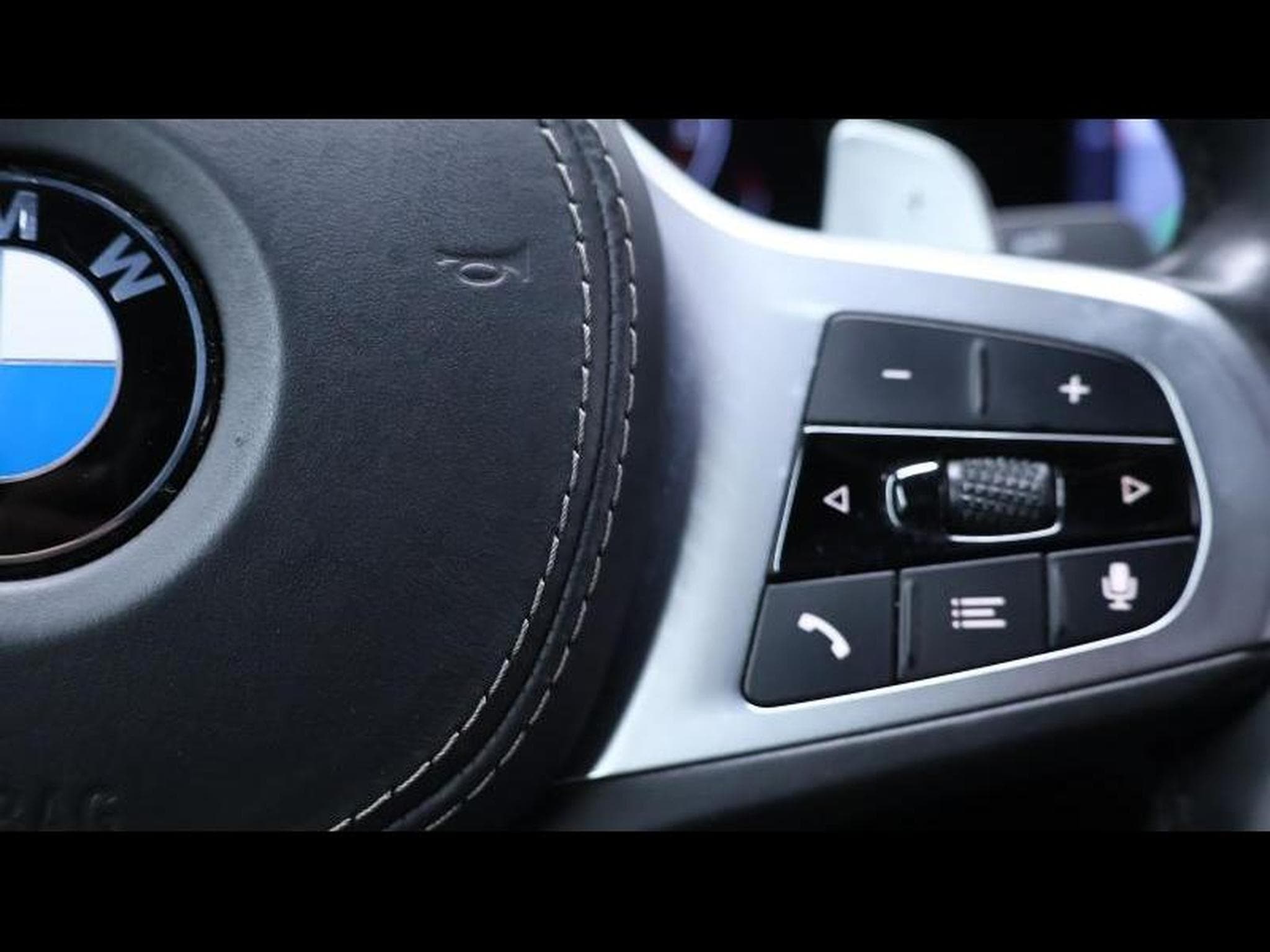 BMW X6 M50i 4.4 Twinturbo 530cv Auto (2020) - Foto 18