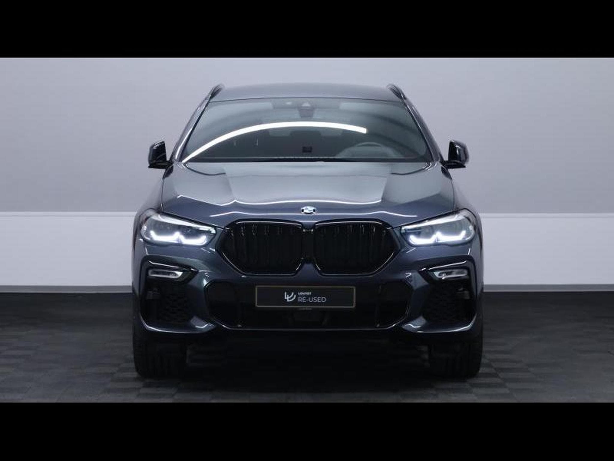 BMW X6 M50i 4.4 Twinturbo 530cv Auto (2020) - Foto 2