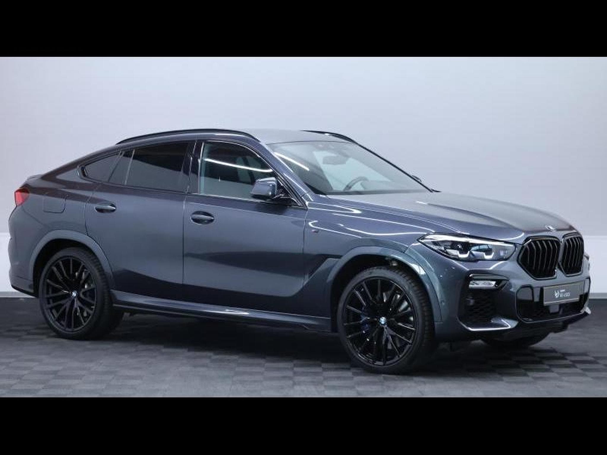 BMW X6 M50i 4.4 Twinturbo 530cv Auto (2020) - Foto 3
