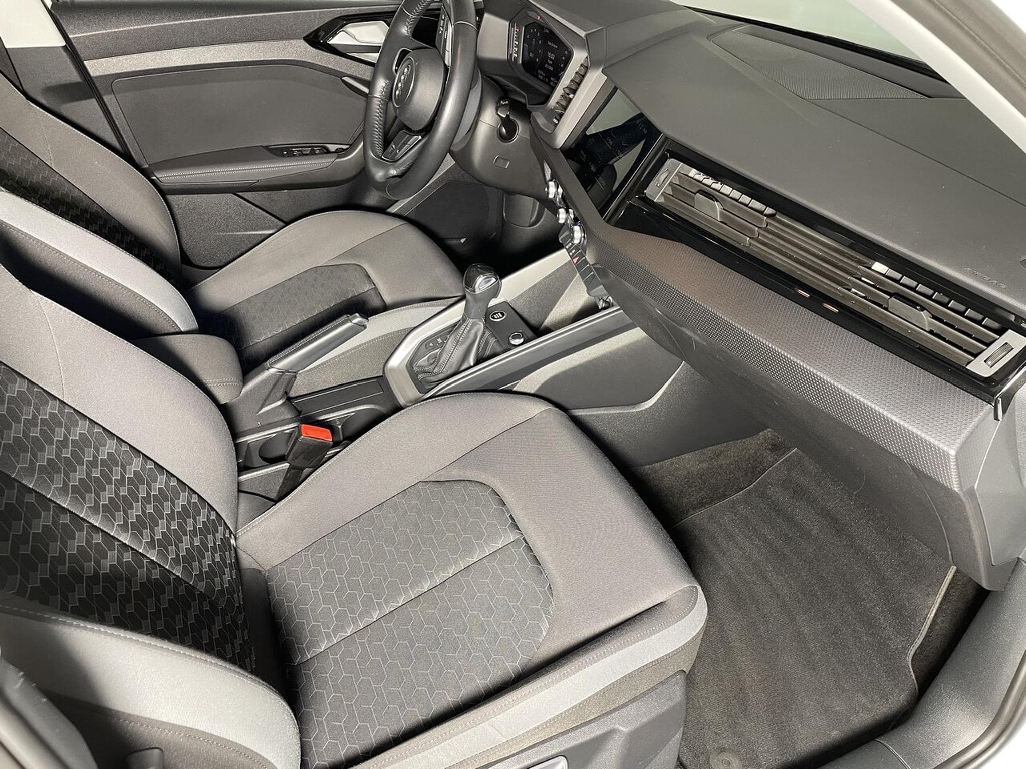 Audi A1 SPORTBACK 35 TFSI 150 STRONIC 7 VIRTUAL COCKPIT (2020) - Photo 8