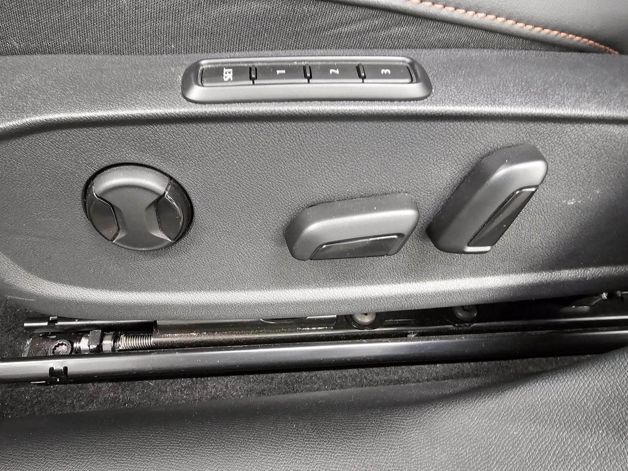 Cupra Leon SP PHEV 245CV CAMERA/NAVI/HAYON ELEC (2022) - Photo 12