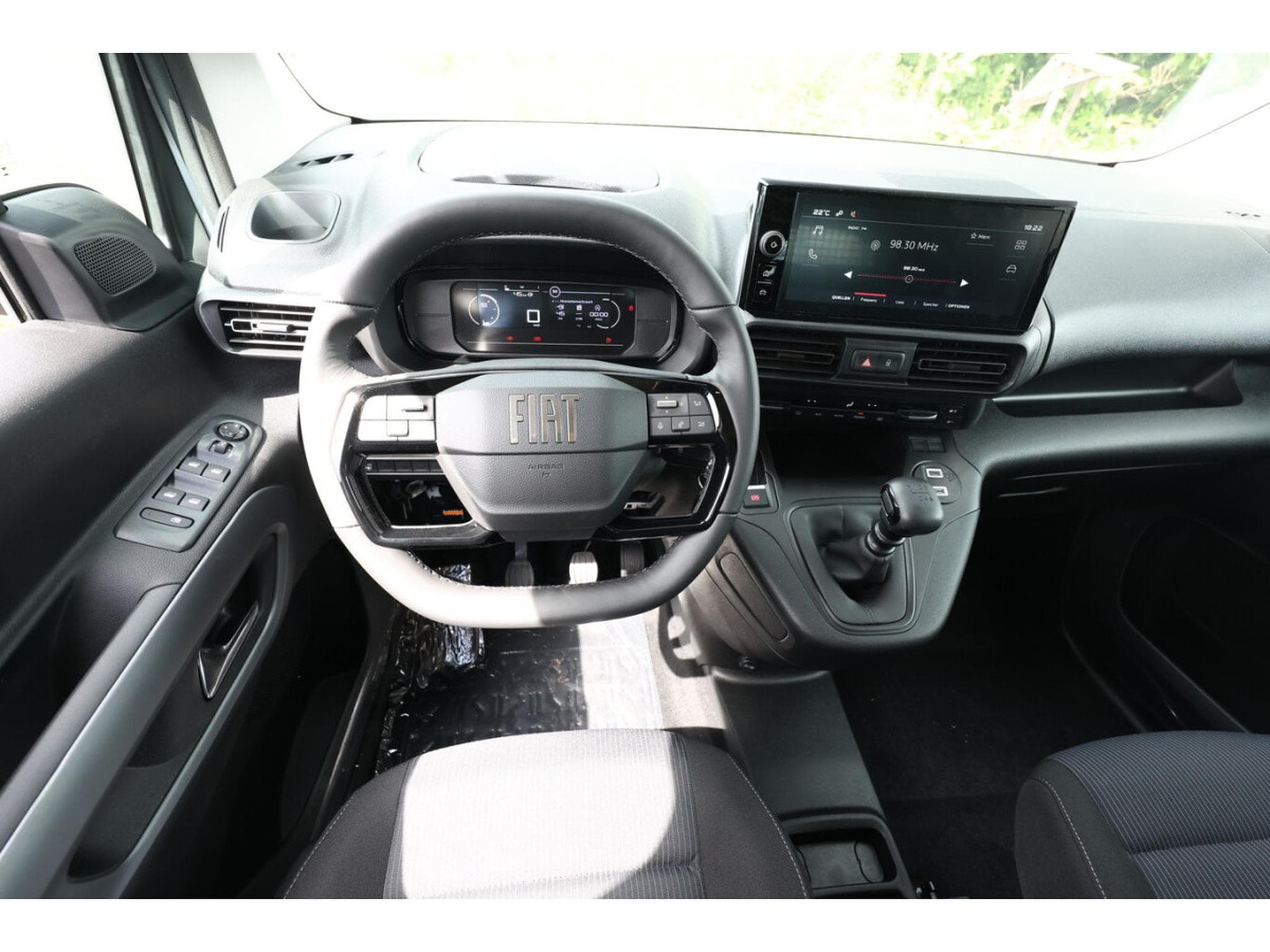 Fiat Doblo 1.5 BlueHDi 130 (2026) - Photo 6