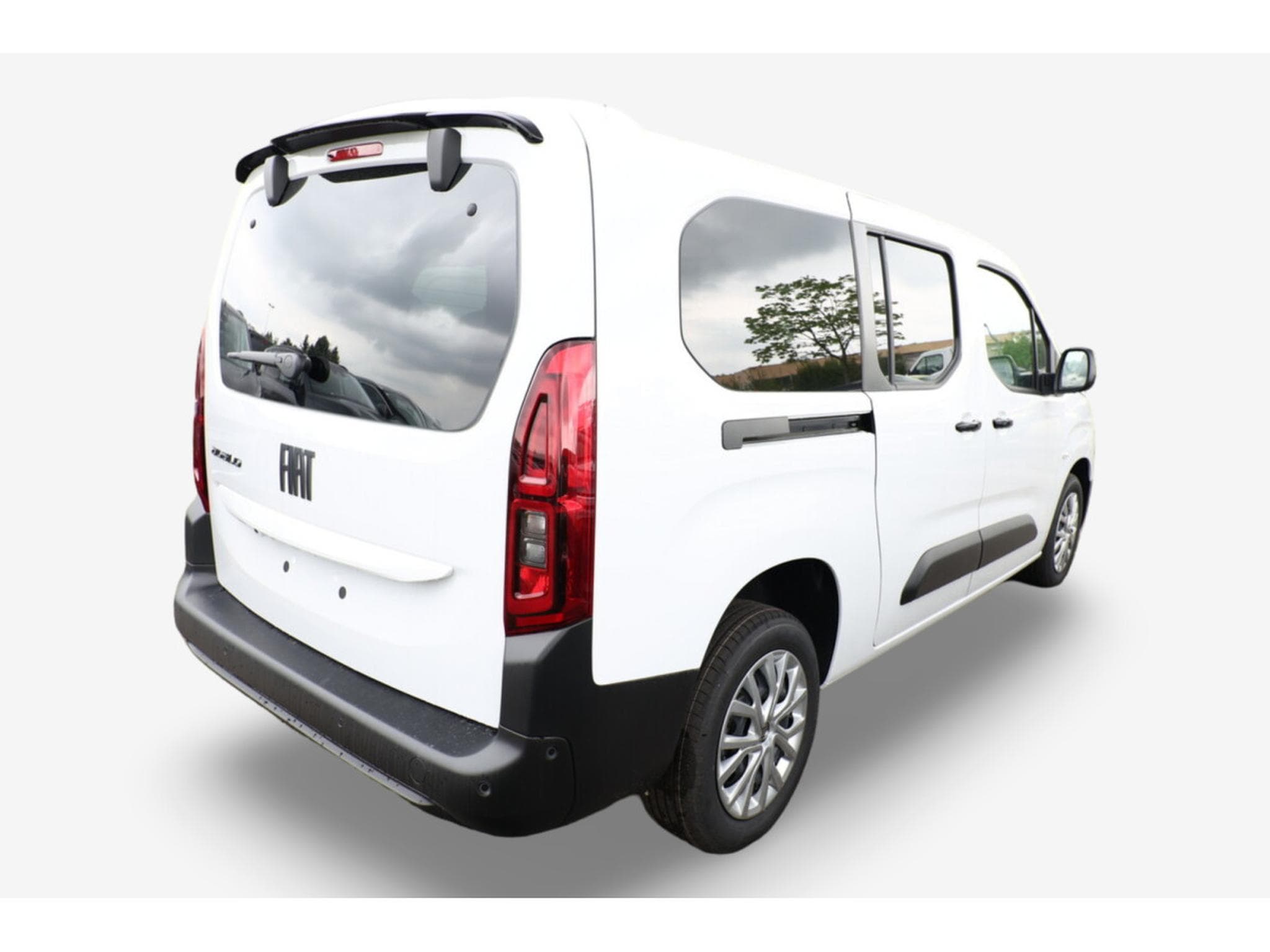 Fiat Doblo 1.5 BlueHDi 130 EAT8 MAXI 7 places (2025) - Photo 2