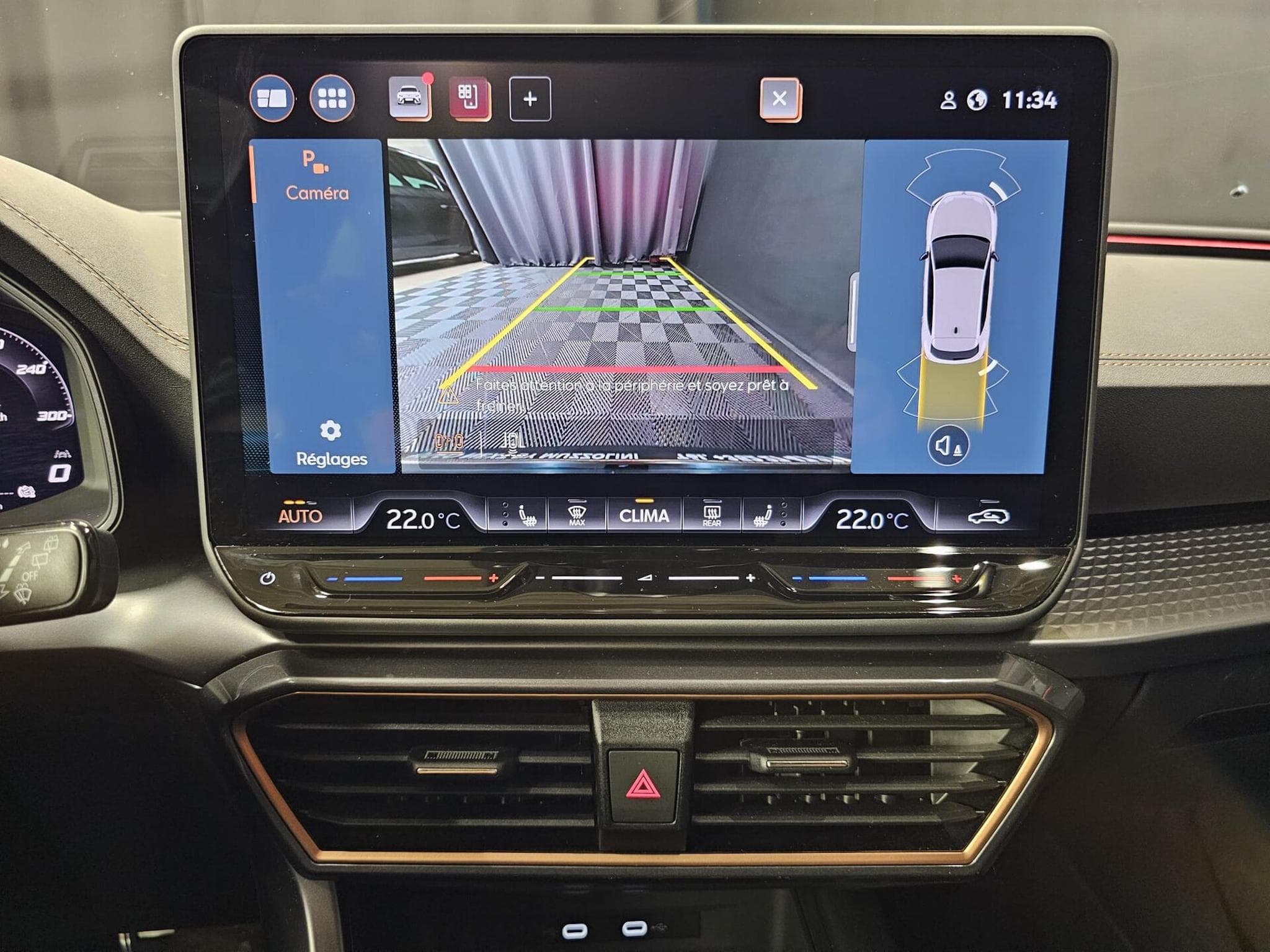Cupra Leon VZ 2.0 TSI 300cv Caméra/App-Connect (2025) - Foto 9