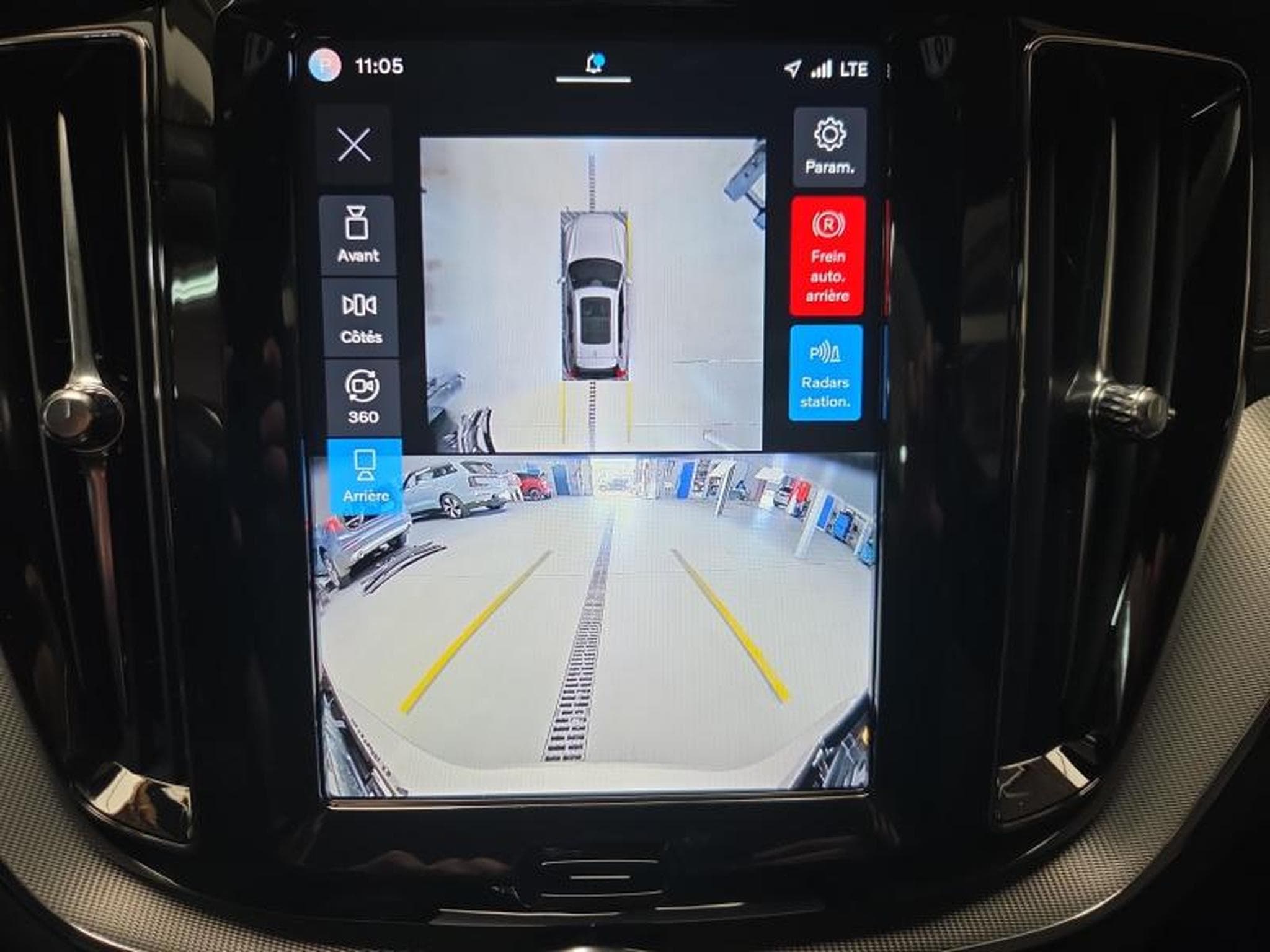 Volvo XC60 B5 AWD Ultra Dark / Essence (2025) - Foto 7