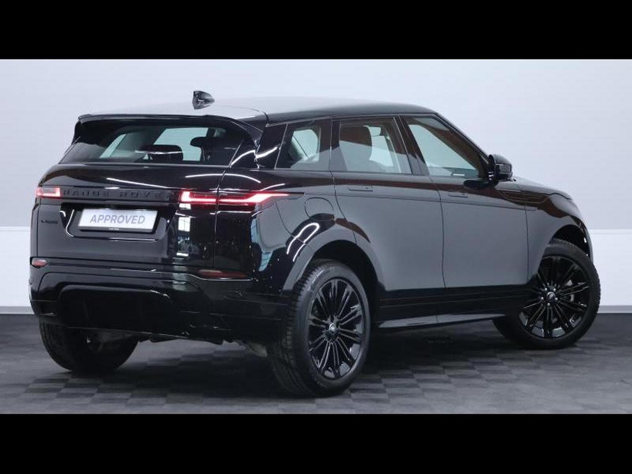 Land-Rover Range Rover Evoque P160 Dynamic SE FWD Auto (2025) - Photo 5