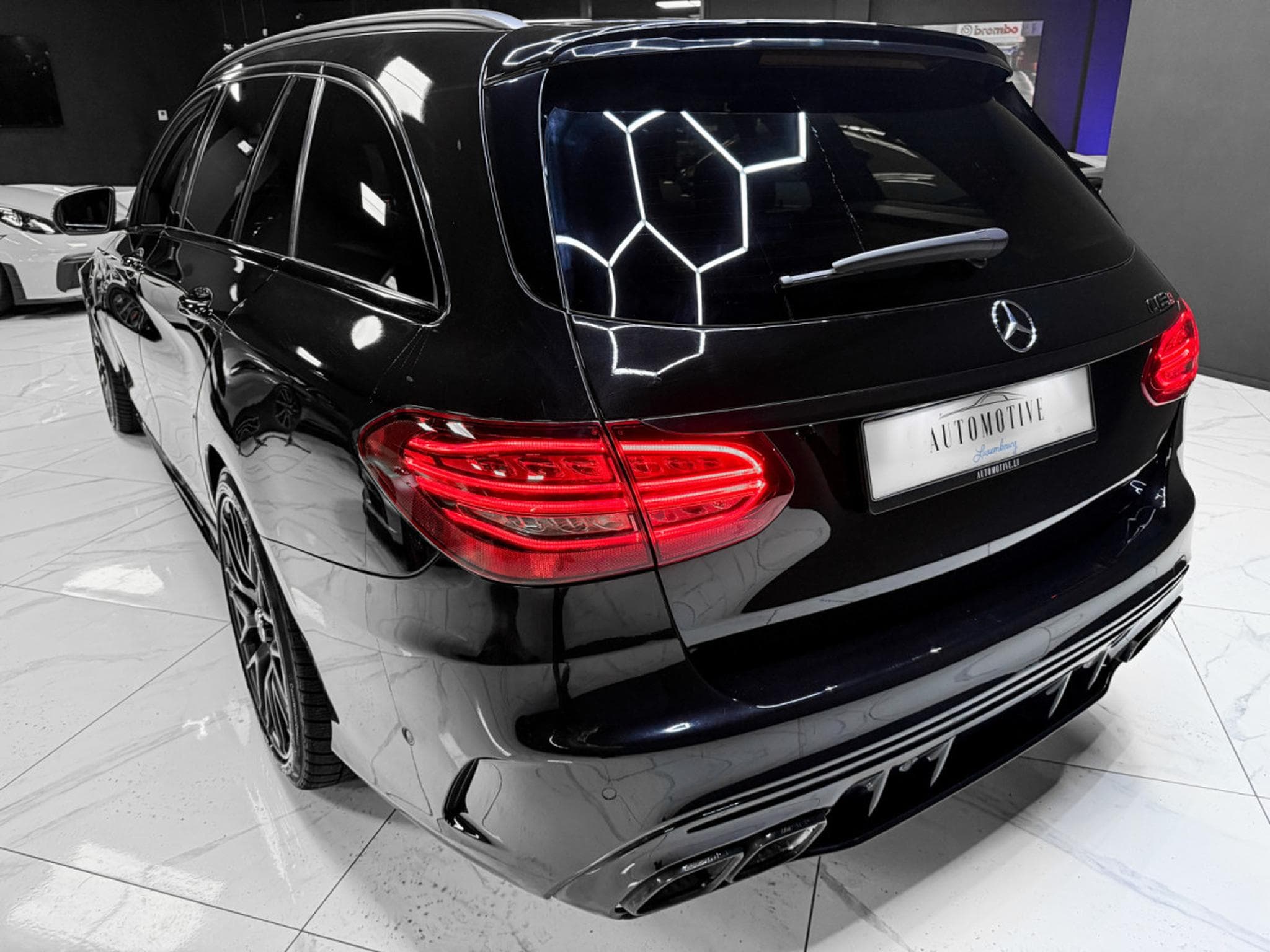 Mercedes C 63 AMG S T AMG / PANO / VIRTUAL / LED / DISTR. + (2019) - Photo 10