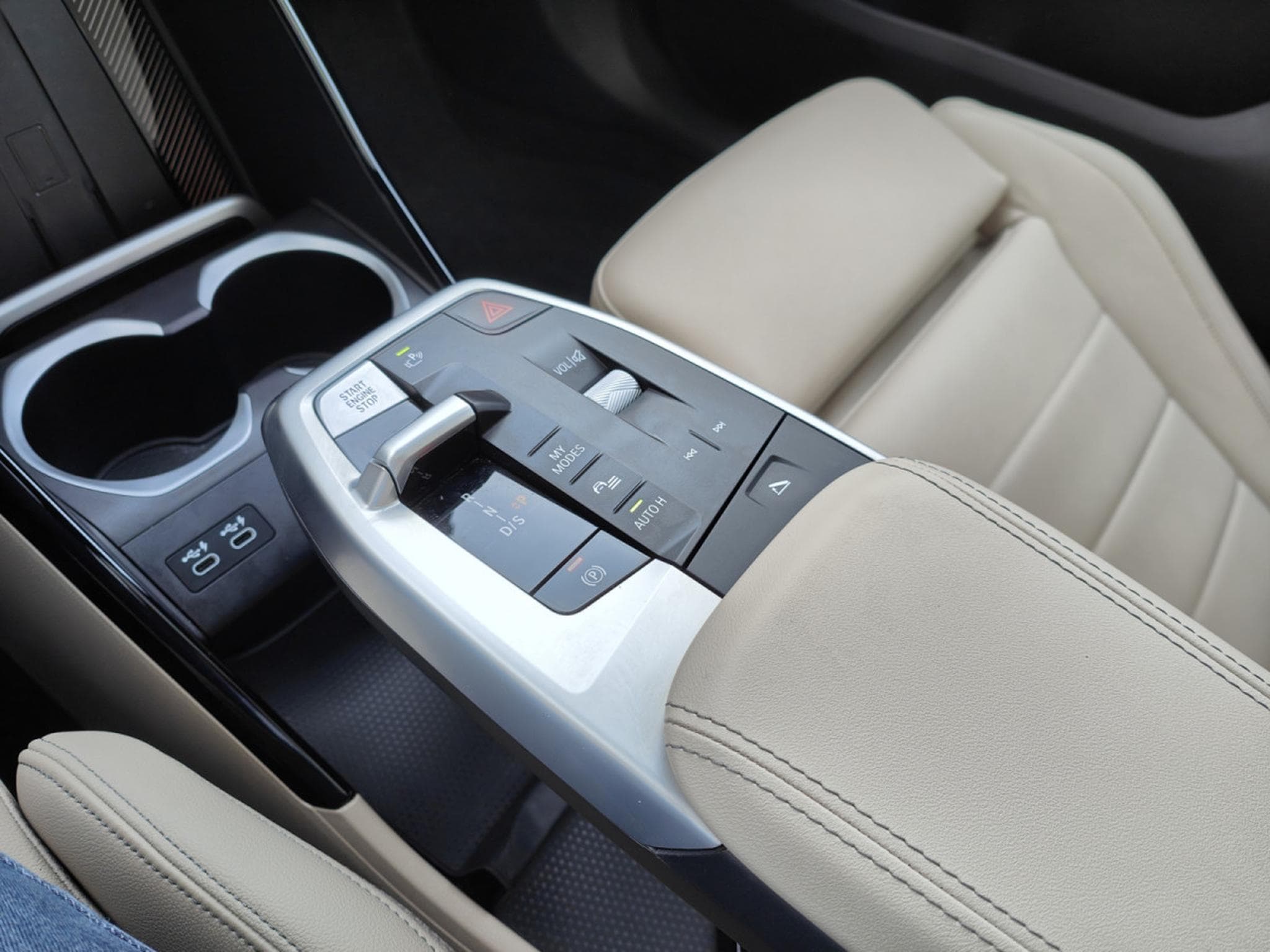 BMW X2 SDRIVE20i PACK M CARPLAY GPS CAMERA 360 TOIT PANO (2024) - Photo 14