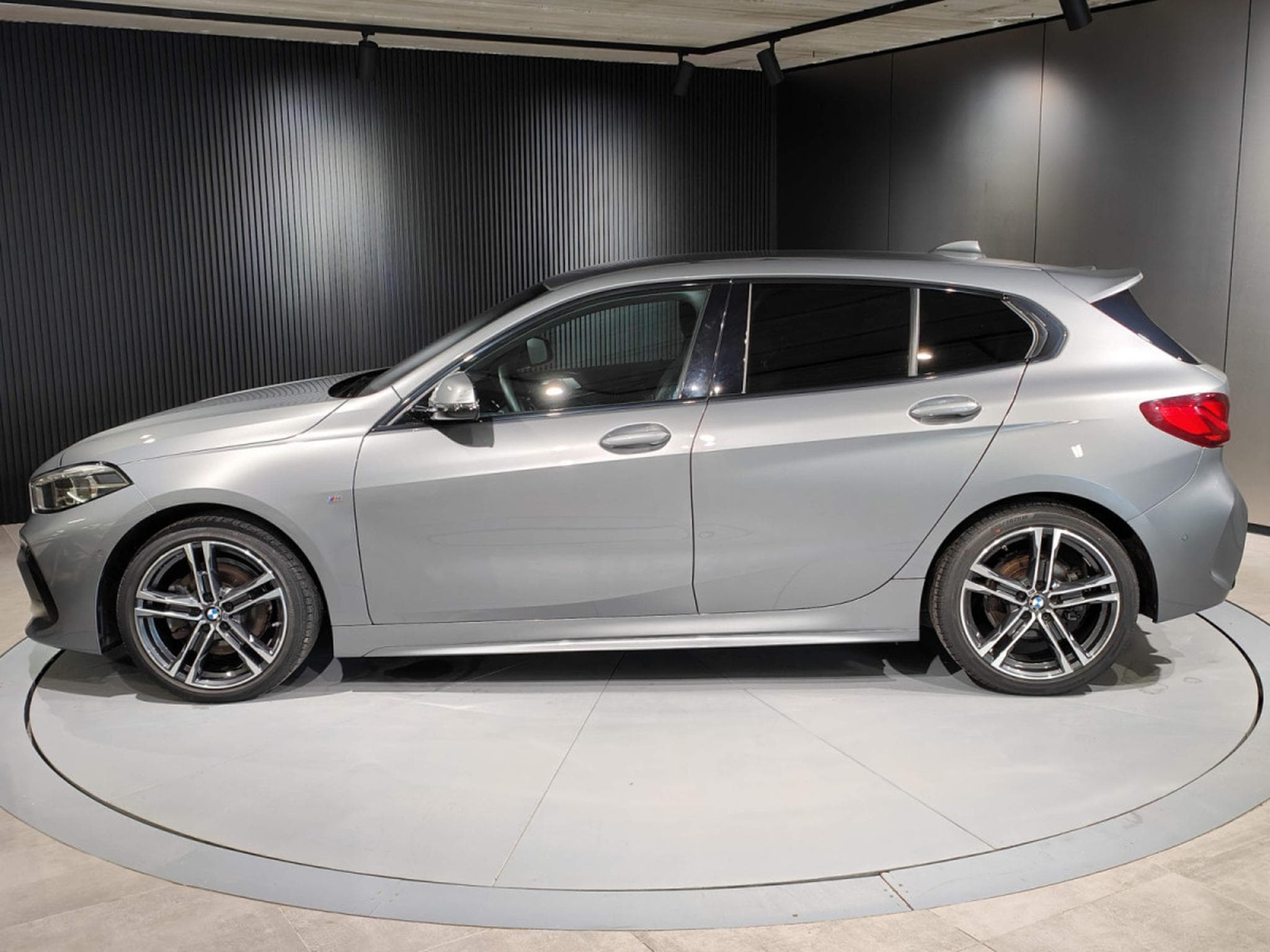 BMW 118 118D PACK M GPS CAMERA LED DIGITAL COCKPIT (2020) - Foto 5