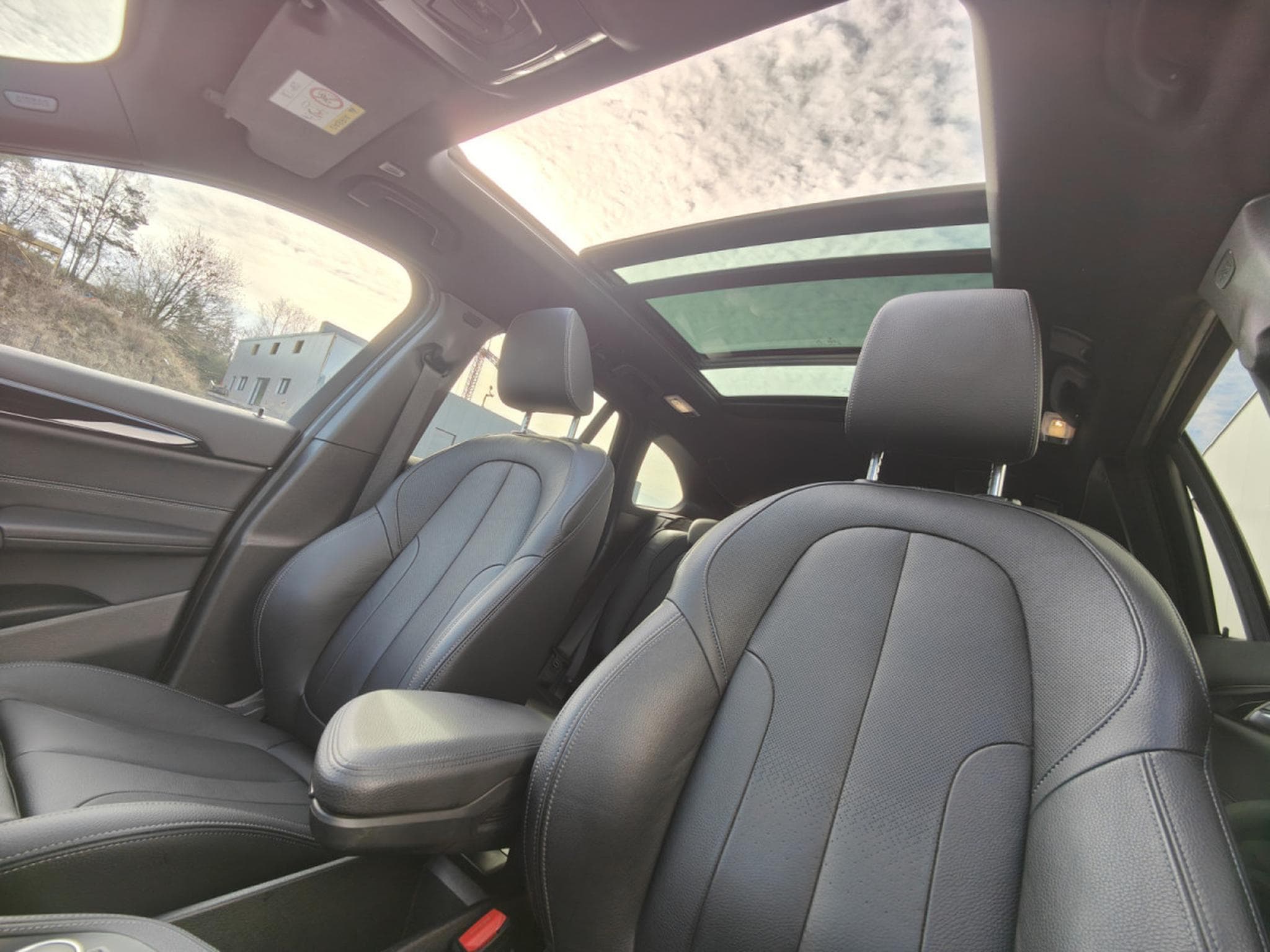 BMW X1 SDRIVE18iA PACK M TOIT PANO OUVRANT GPS CUIR (2021) - Photo 12