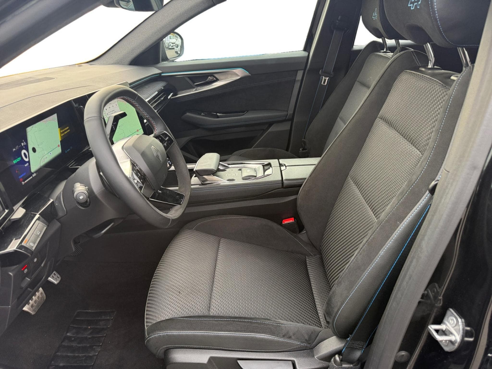 Renault Espace 1.2 E-Tech Esprit Alpine full hybrid 4Control (2025) - Photo 22