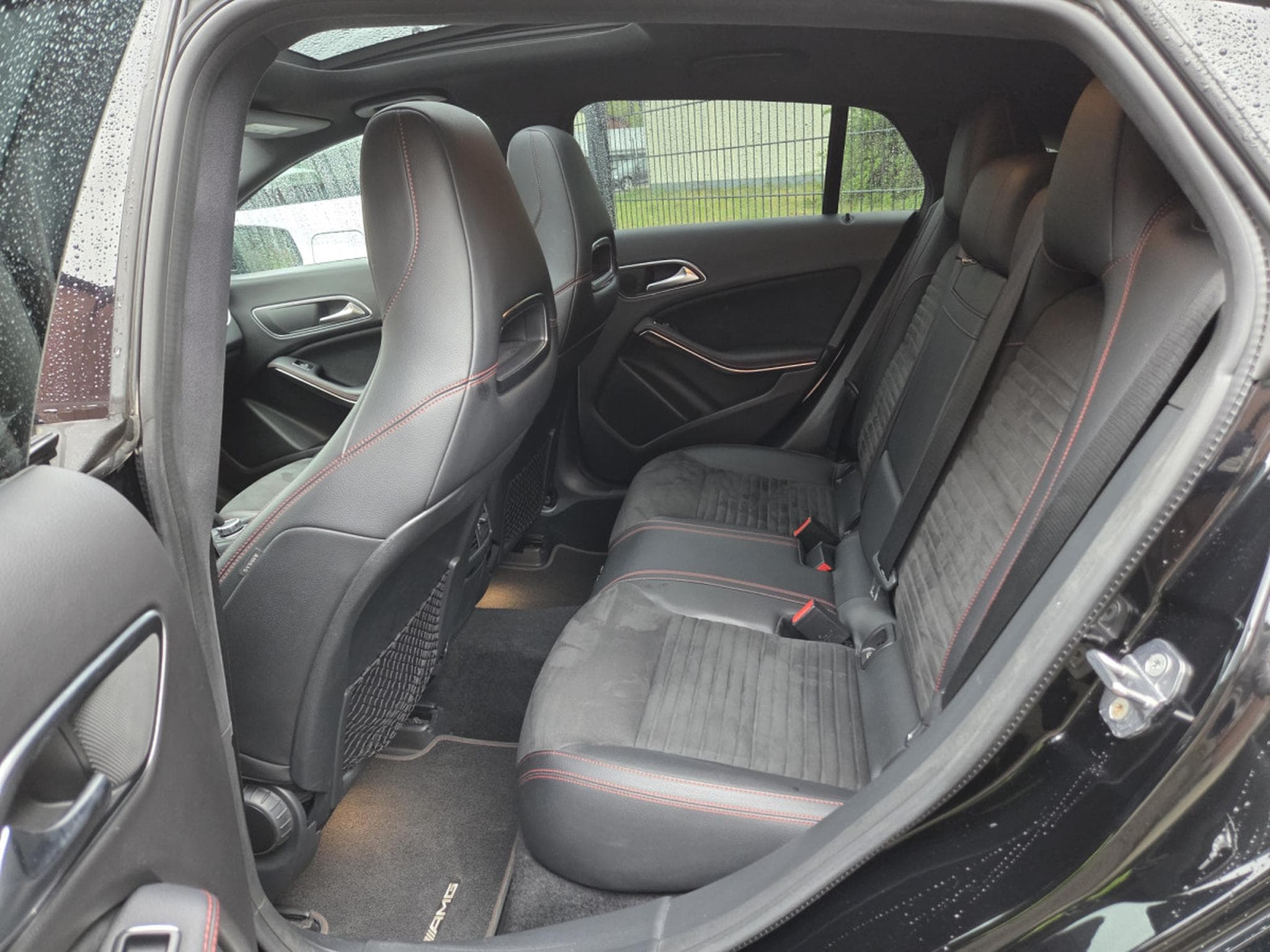 Mercedes CLA 200 Shooting Brake AMG-LINE 7G-DCT (2019) - Photo 18