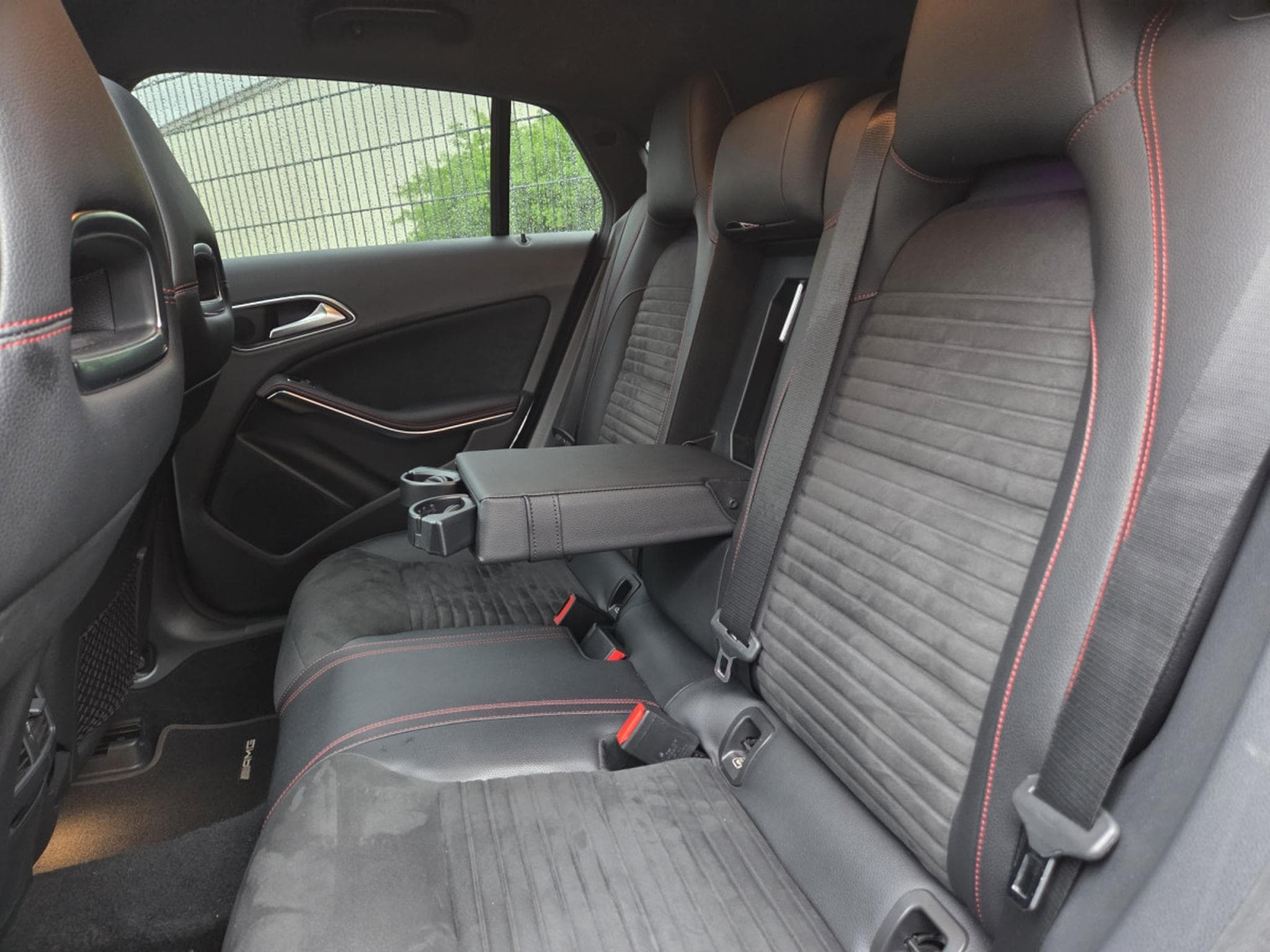 Mercedes CLA 200 Shooting Brake AMG-LINE 7G-DCT (2019) - Photo 19