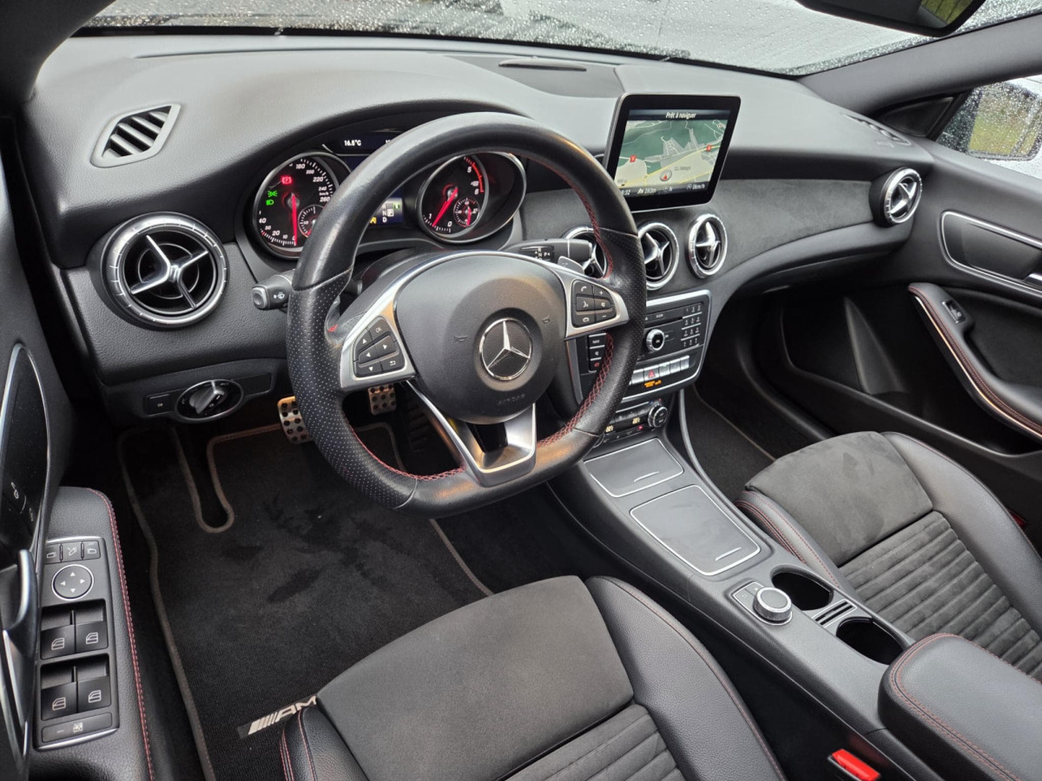 Mercedes CLA 200 Shooting Brake AMG-LINE 7G-DCT (2019) - Photo 7