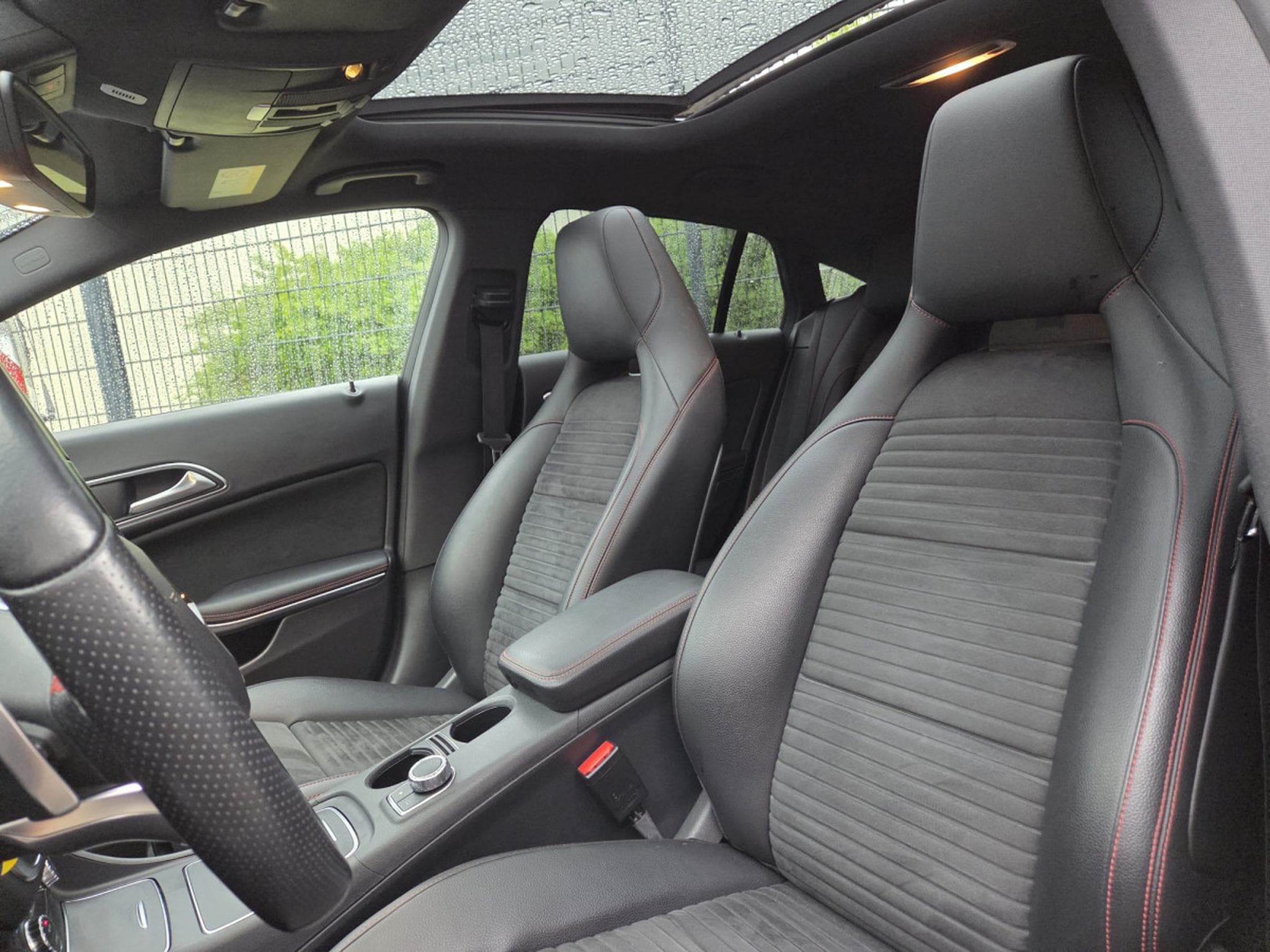 Mercedes CLA 200 Shooting Brake AMG-LINE 7G-DCT (2019) - Photo 9
