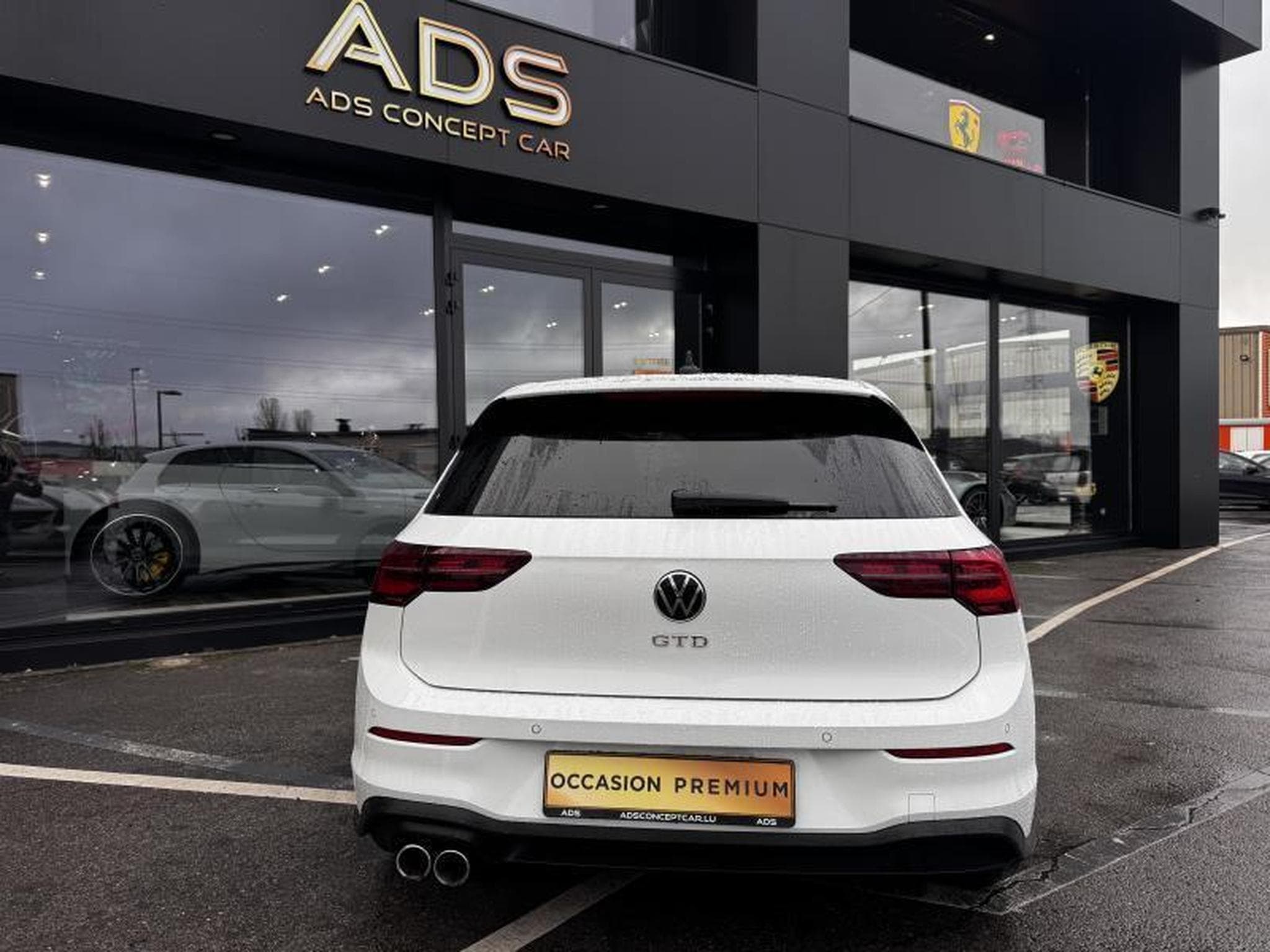 VW Golf GTD VIII 2.0 TDI SCR 200CV (2022) - Photo 4