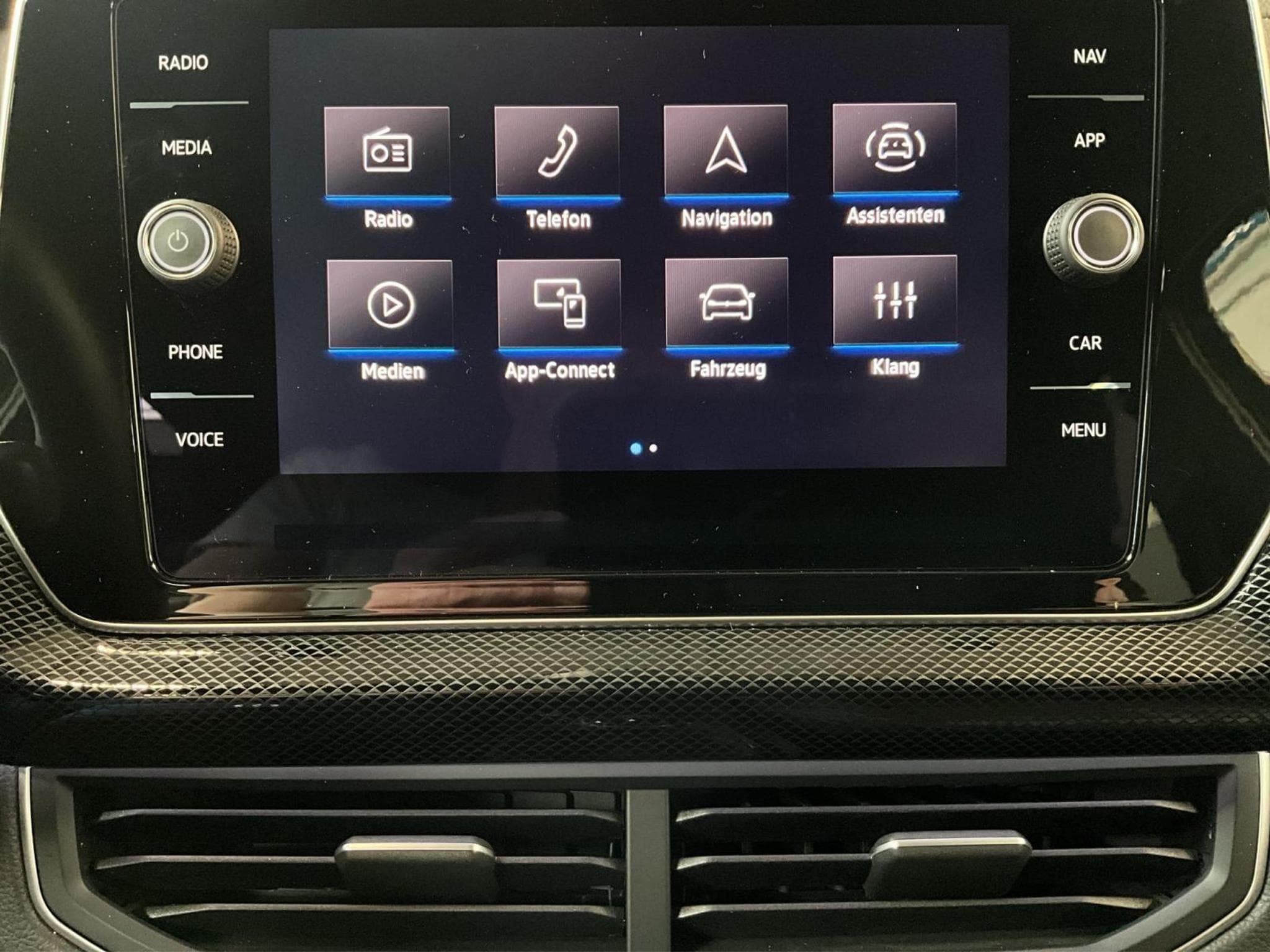 VW T-Cross R-Line+DSG+Led+IQ-Light+Navi (2024) - Photo 13