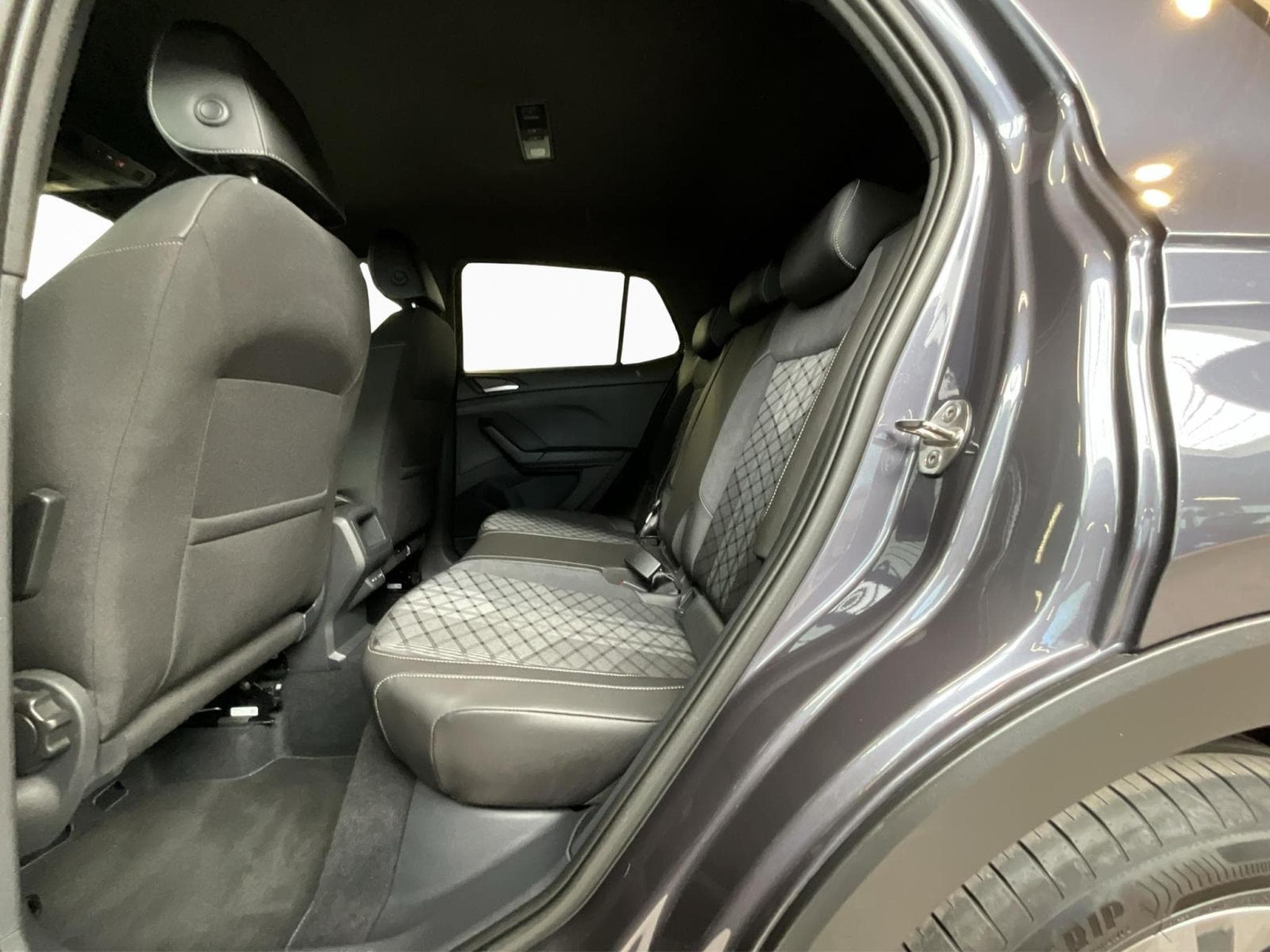 VW T-Cross R-Line+DSG+Led+IQ-Light+Navi (2024) - Photo 15
