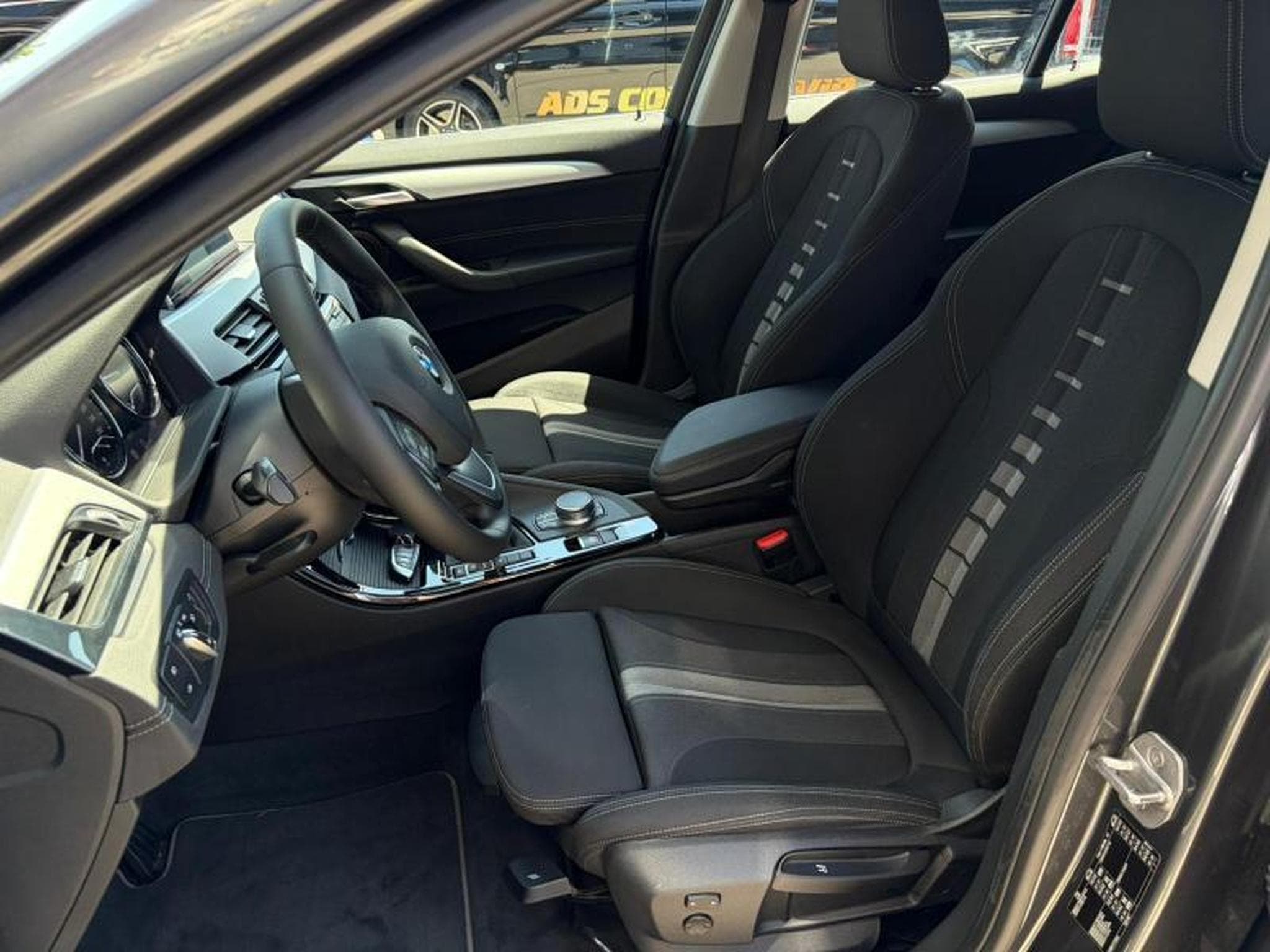 BMW X2 sDrive20i (2018) - Photo 8