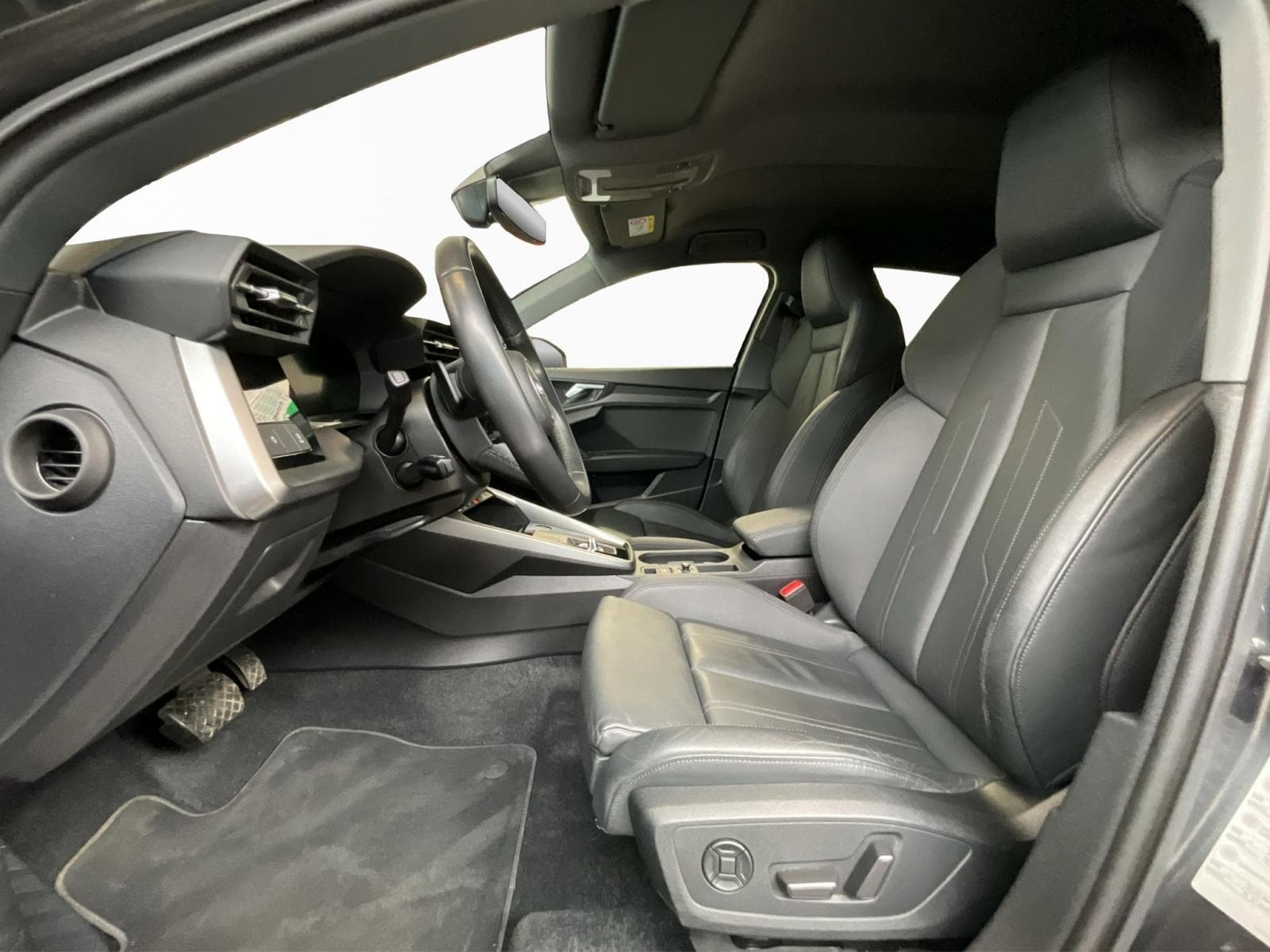Audi A3 SB+S-line+S-Tronic+45TFSIe+PHEV+AHK (2022) - Foto 9