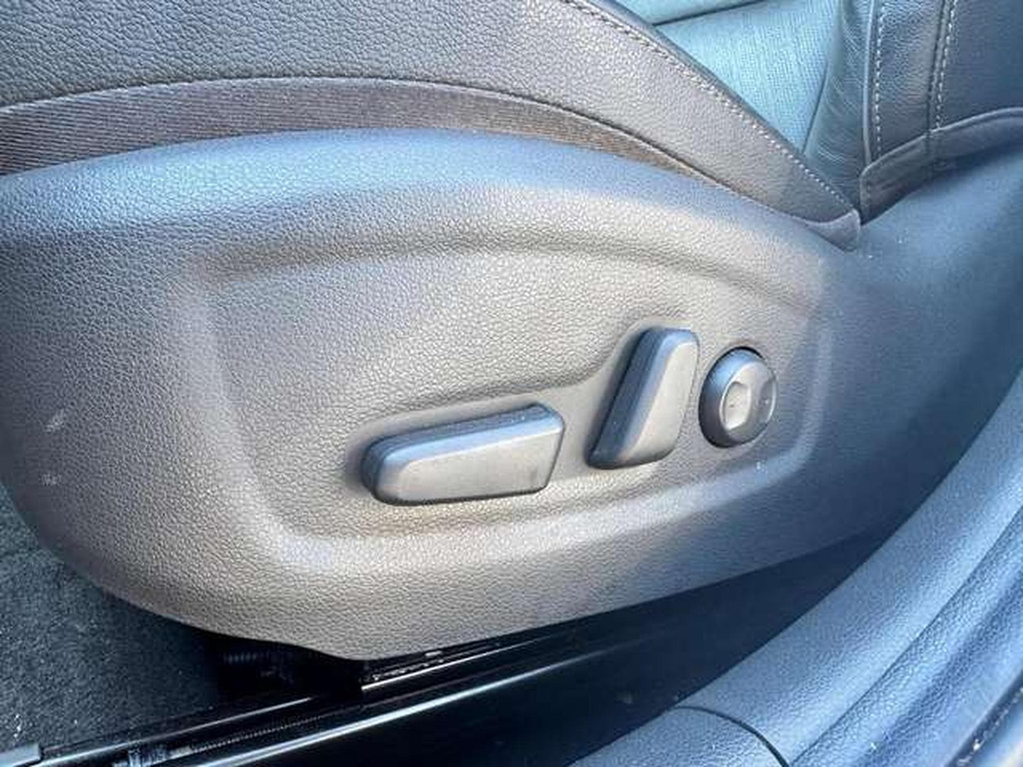 Hyundai i30 1er main / jusqu'à 48 mois de garantie (2019) - Photo 19