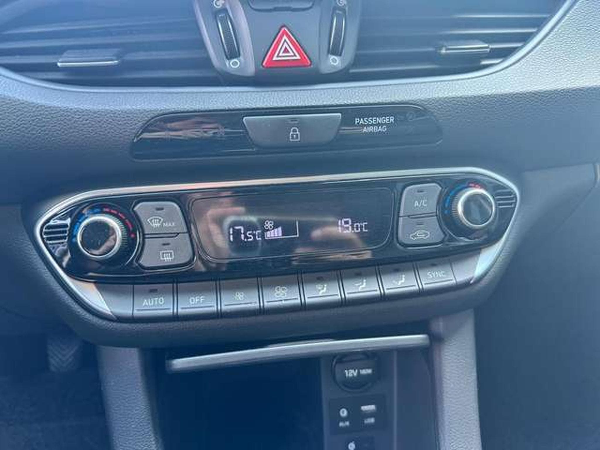 Hyundai i30 1er main / jusqu'à 48 mois de garantie (2019) - Photo 20