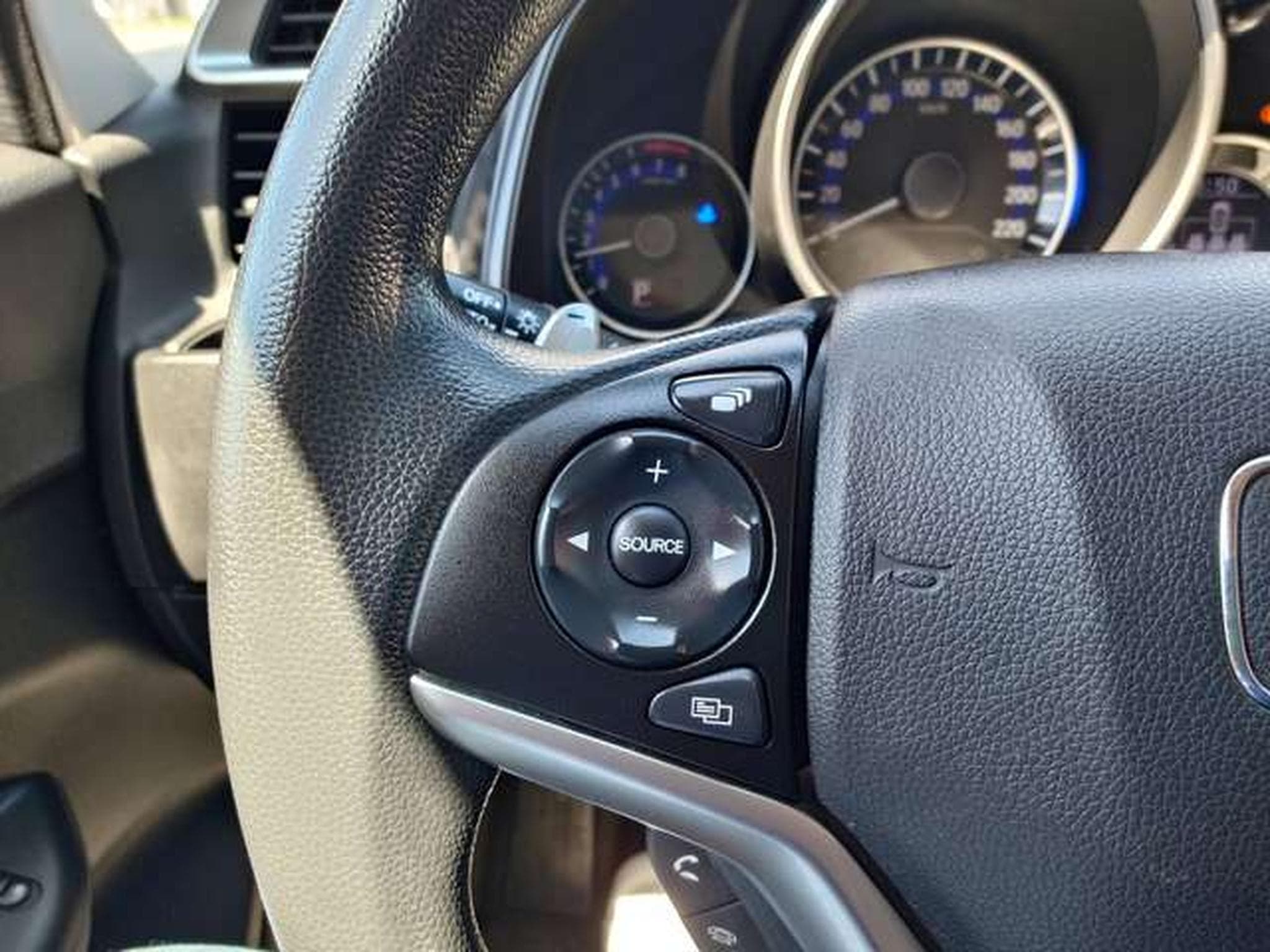 Honda Jazz Jazz 1.3i-VTEC Comfort CVT (2016) - Photo 12