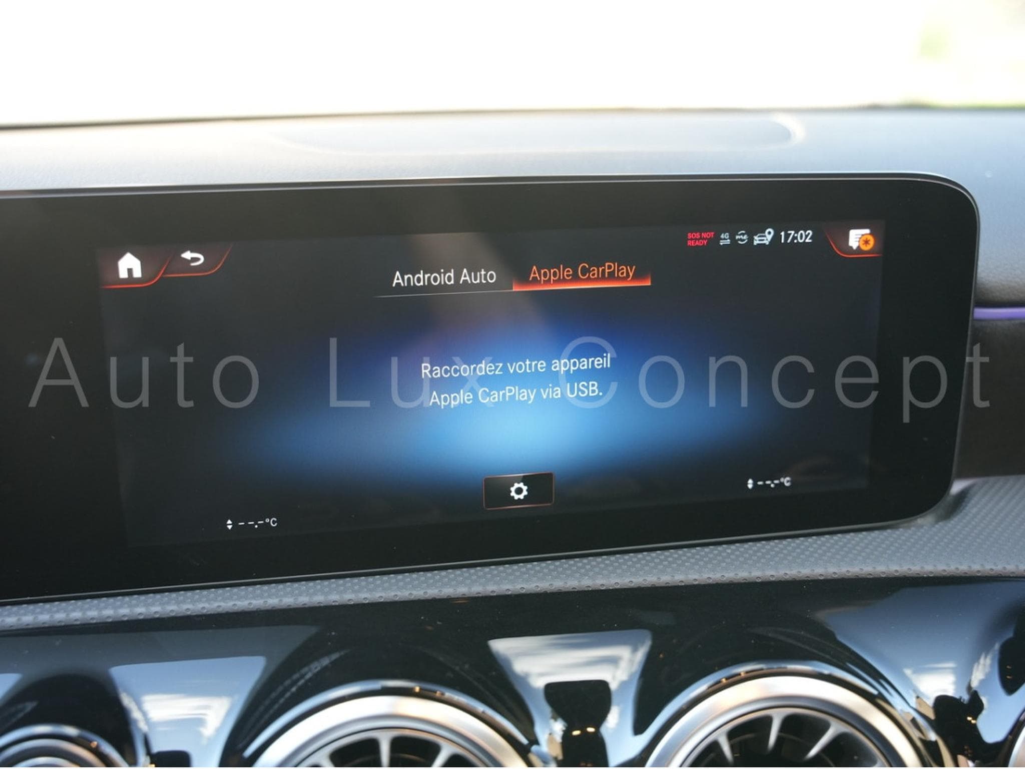 Mercedes A 250 e AMG Line 8G-DCT (2020) - Photo 14
