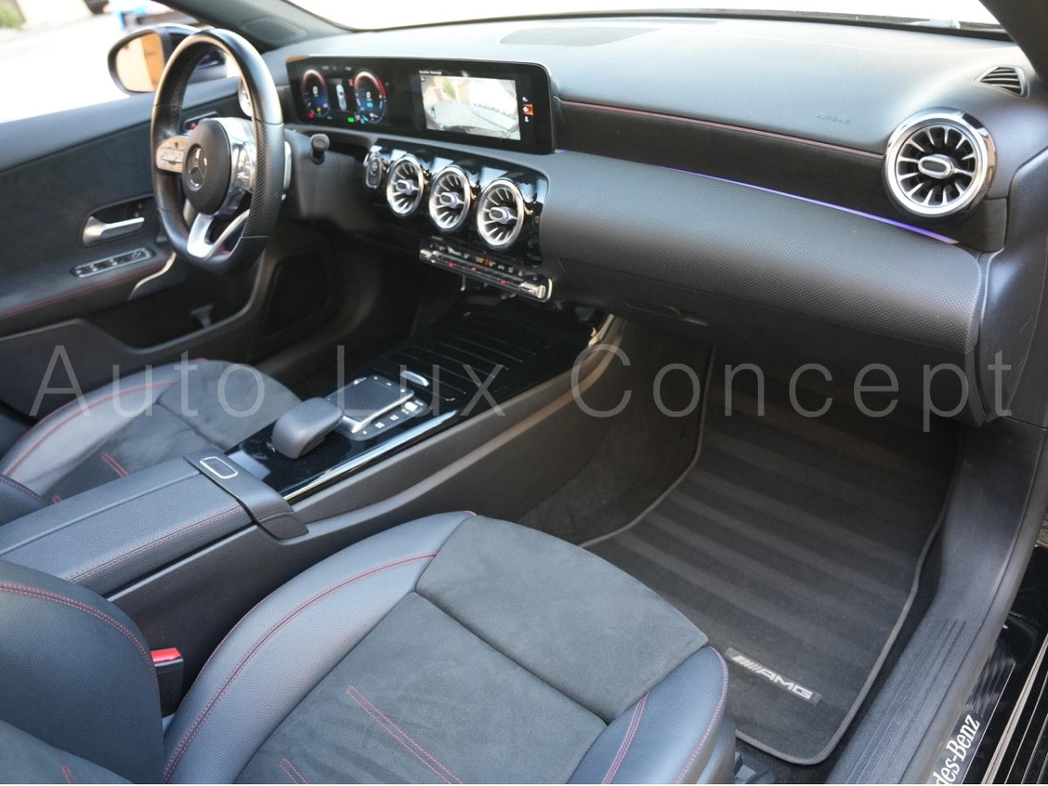 Mercedes A 250 e AMG Line 8G-DCT (2020) - Photo 6