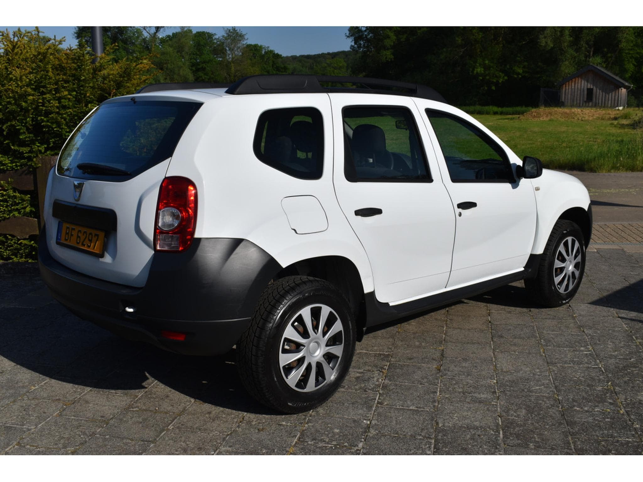 Dacia Duster 4x4 1,6i16V (2012) - Photo 4