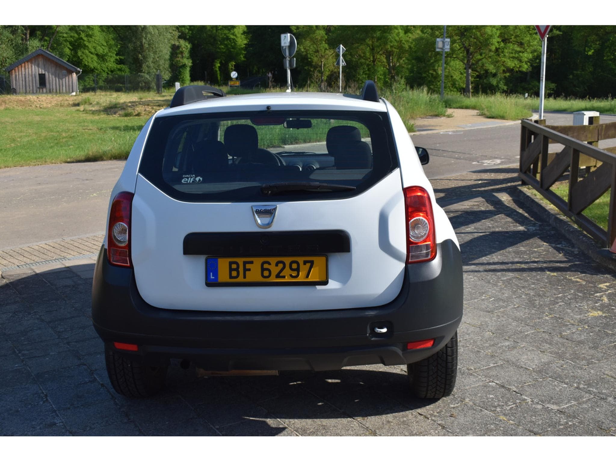 Dacia Duster 4x4 1,6i16V (2012) - Photo 5