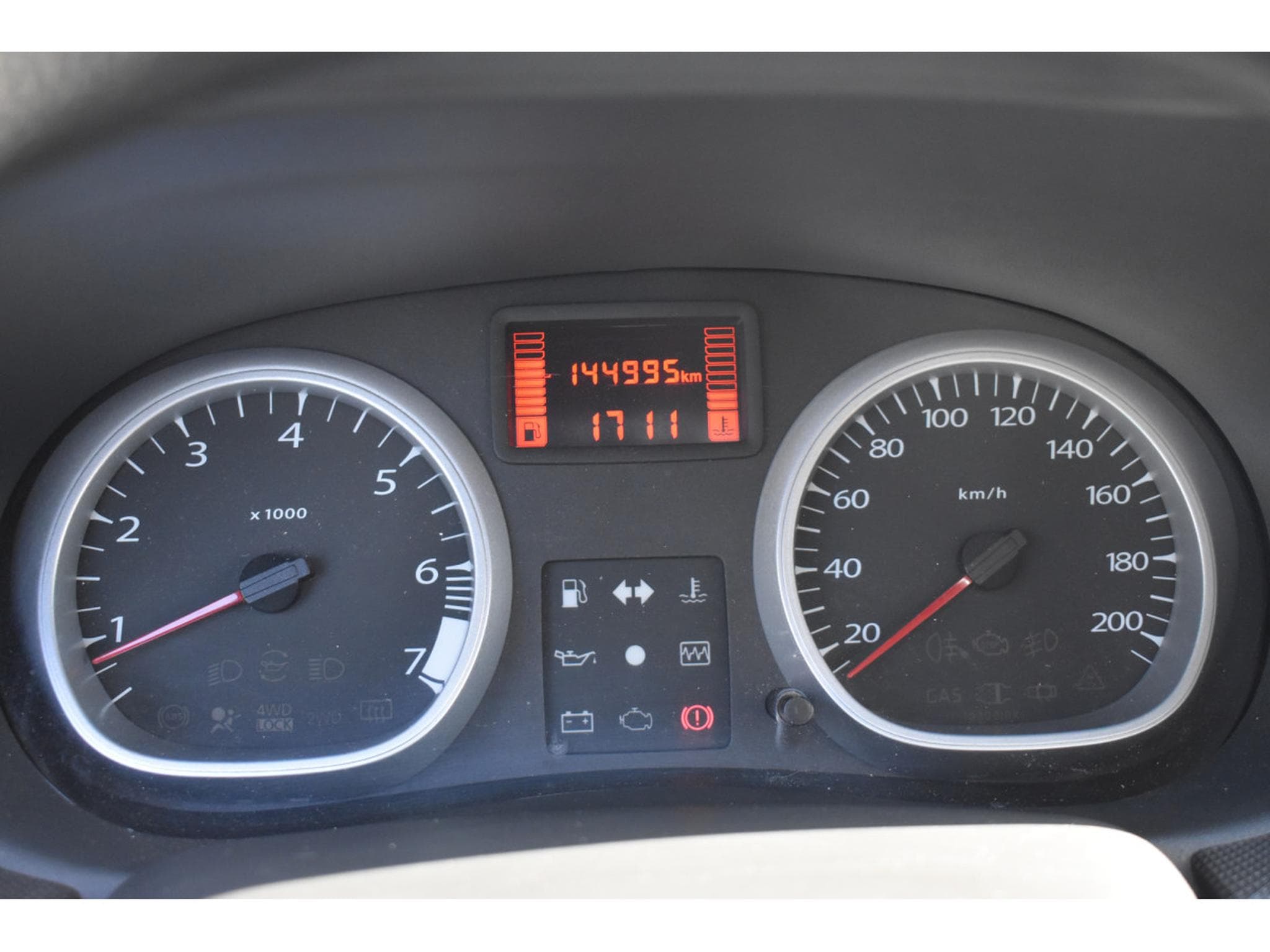 Dacia Duster 4x4 1,6i16V (2012) - Photo 7