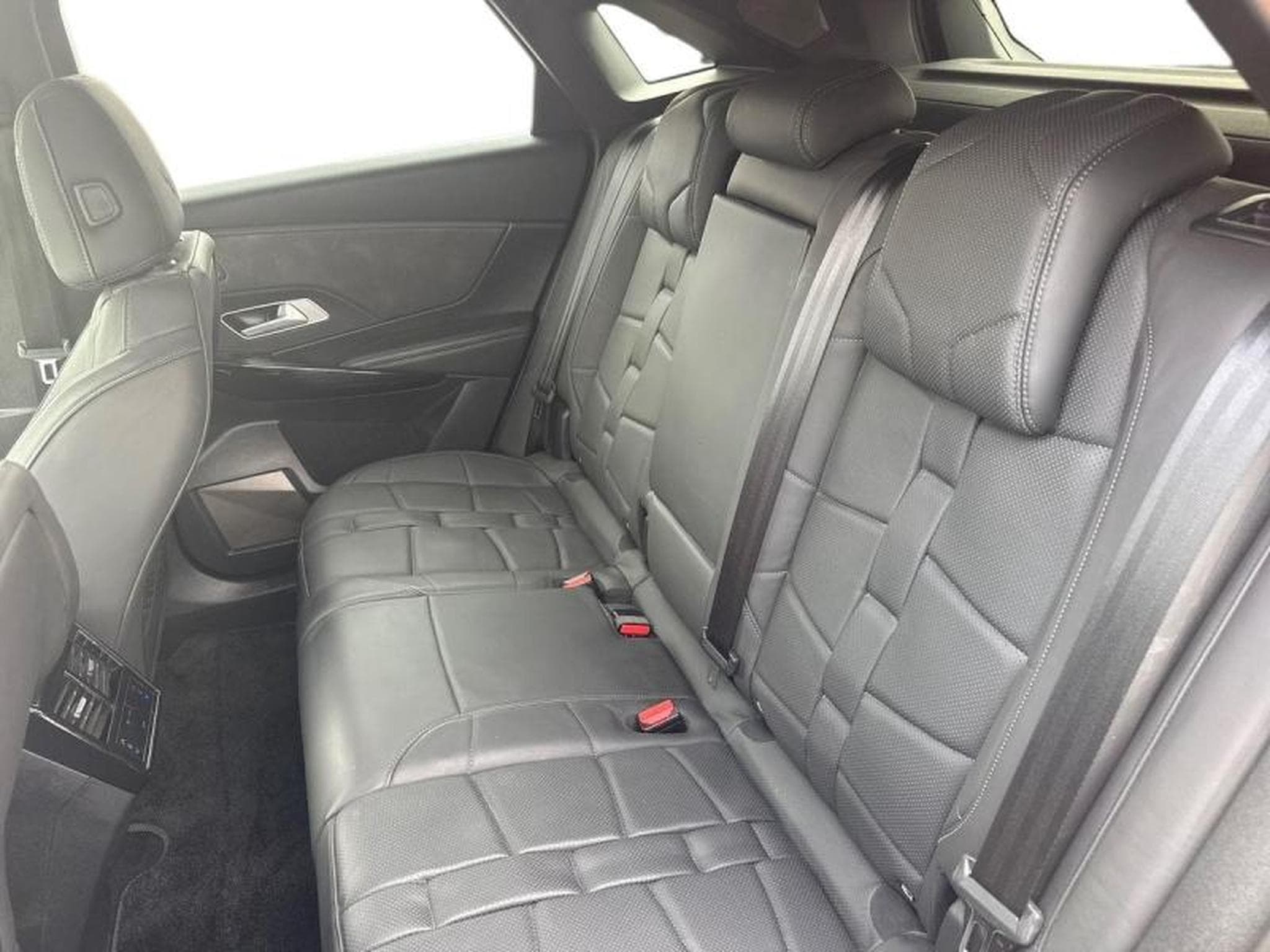 DS Automobiles DS7 PureTech 180ch Grand Chic Automatique (2018) - Photo 5